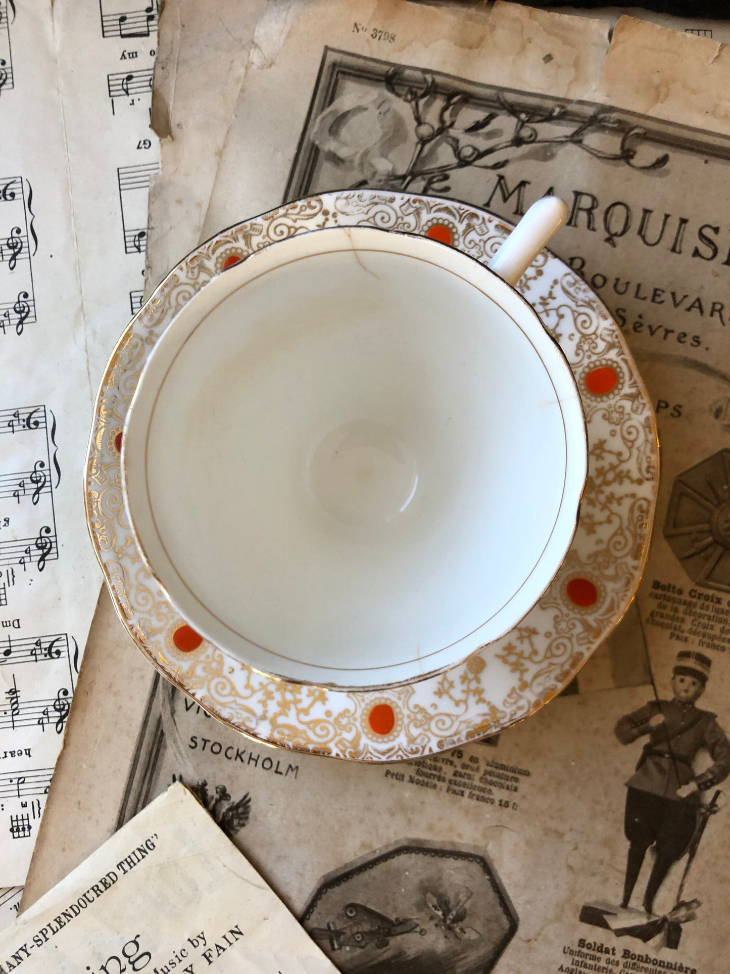 Art Deco Salisbury Bone China Cup and Saucer: Gold Chintz, Orange Detail