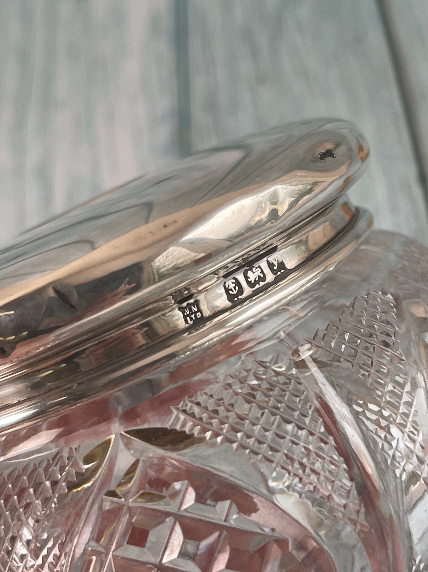 Antique Birmingham Silver and Lead Crystal Hair Receiver Hallmarked 1923