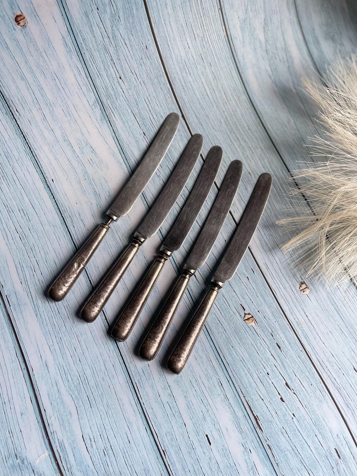 Set of Five Antique 1924 William Yates Silver Handle Firth Stainless Blade Butter Knives