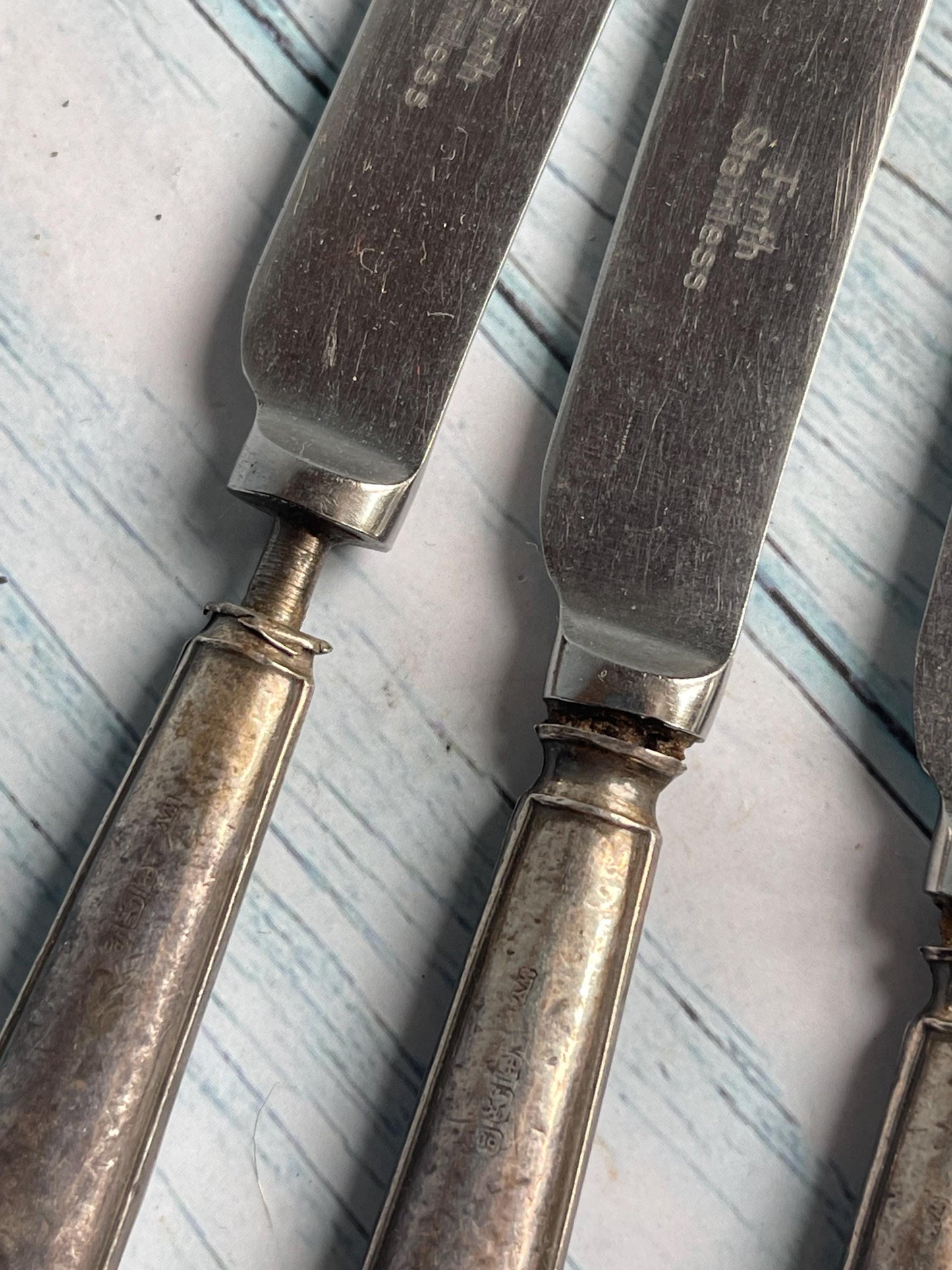 Set of Five Antique 1924 William Yates Silver Handle Firth Stainless Blade Butter Knives