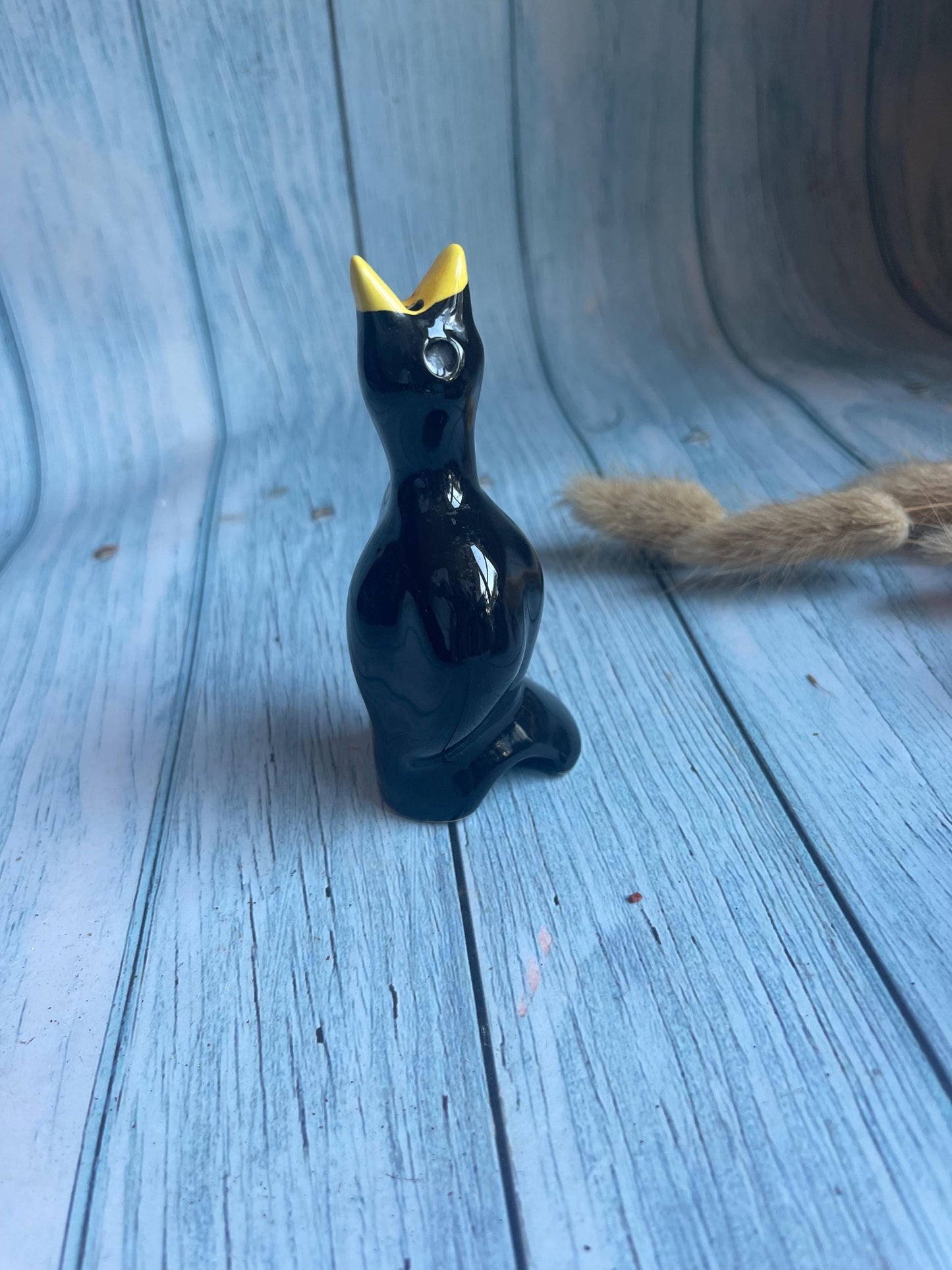 Blackbird Ceramic Pie Funnel or Pie Chimney