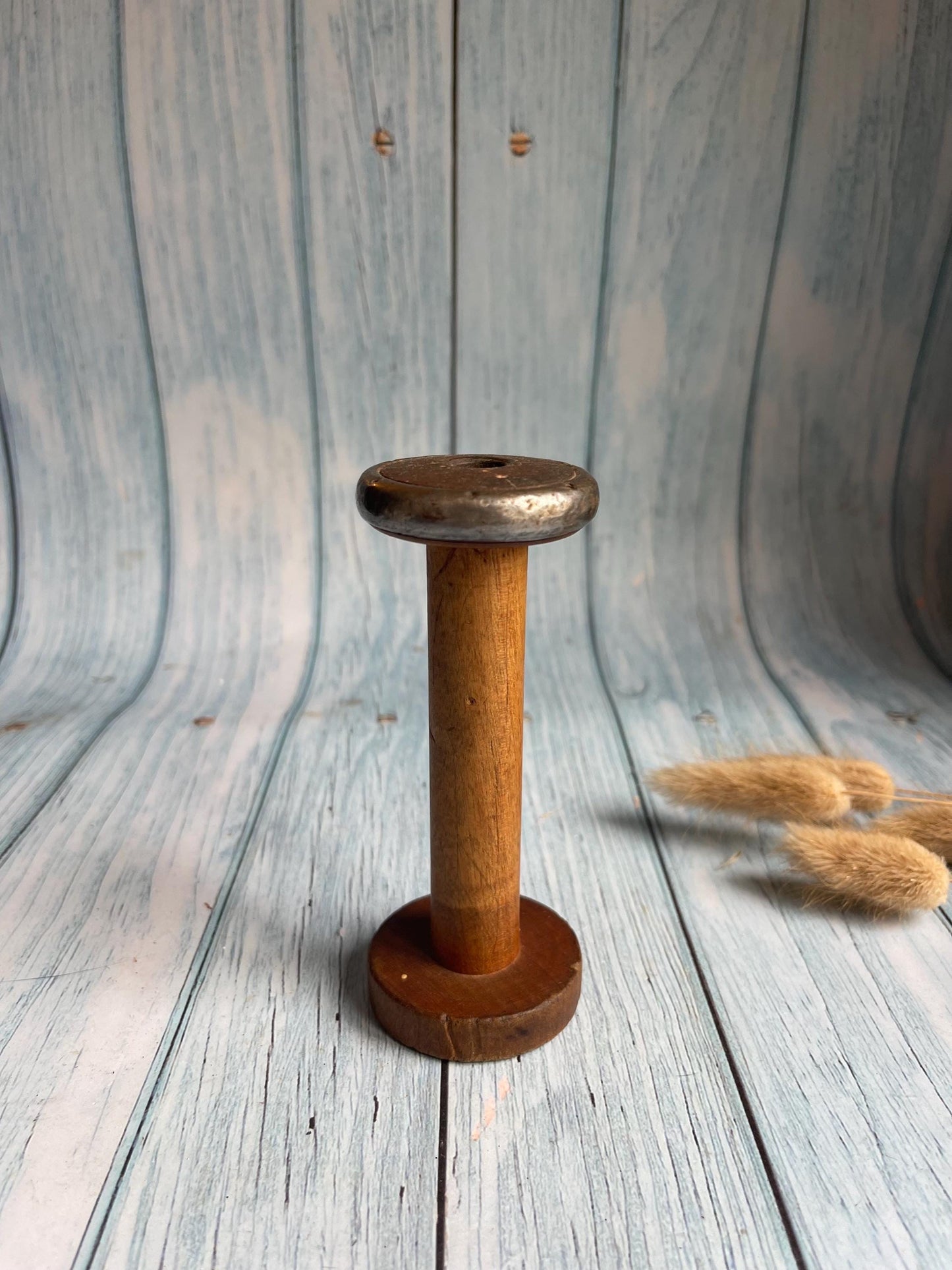 Antique Bobbin Spool Egg Timer / Collectible Hourglass / Rustic Kitchen Decor