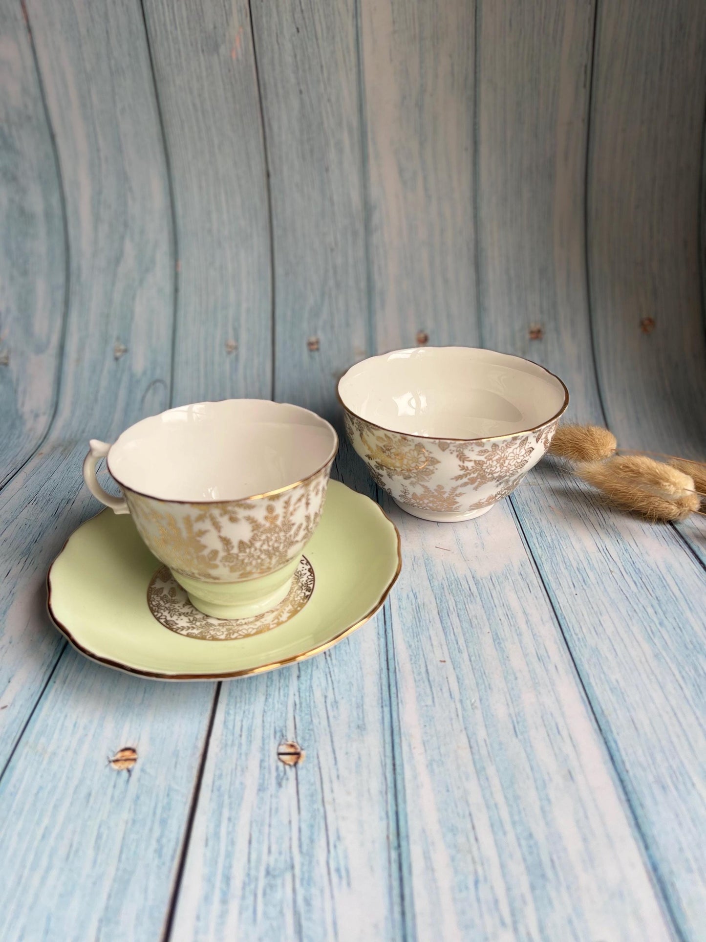 Royal Vale Tea Cup, Saucer & Sugar Bowl – Pale Green, White/Gold Chintz (Pattern 7392) 1940s Vintage Bone China