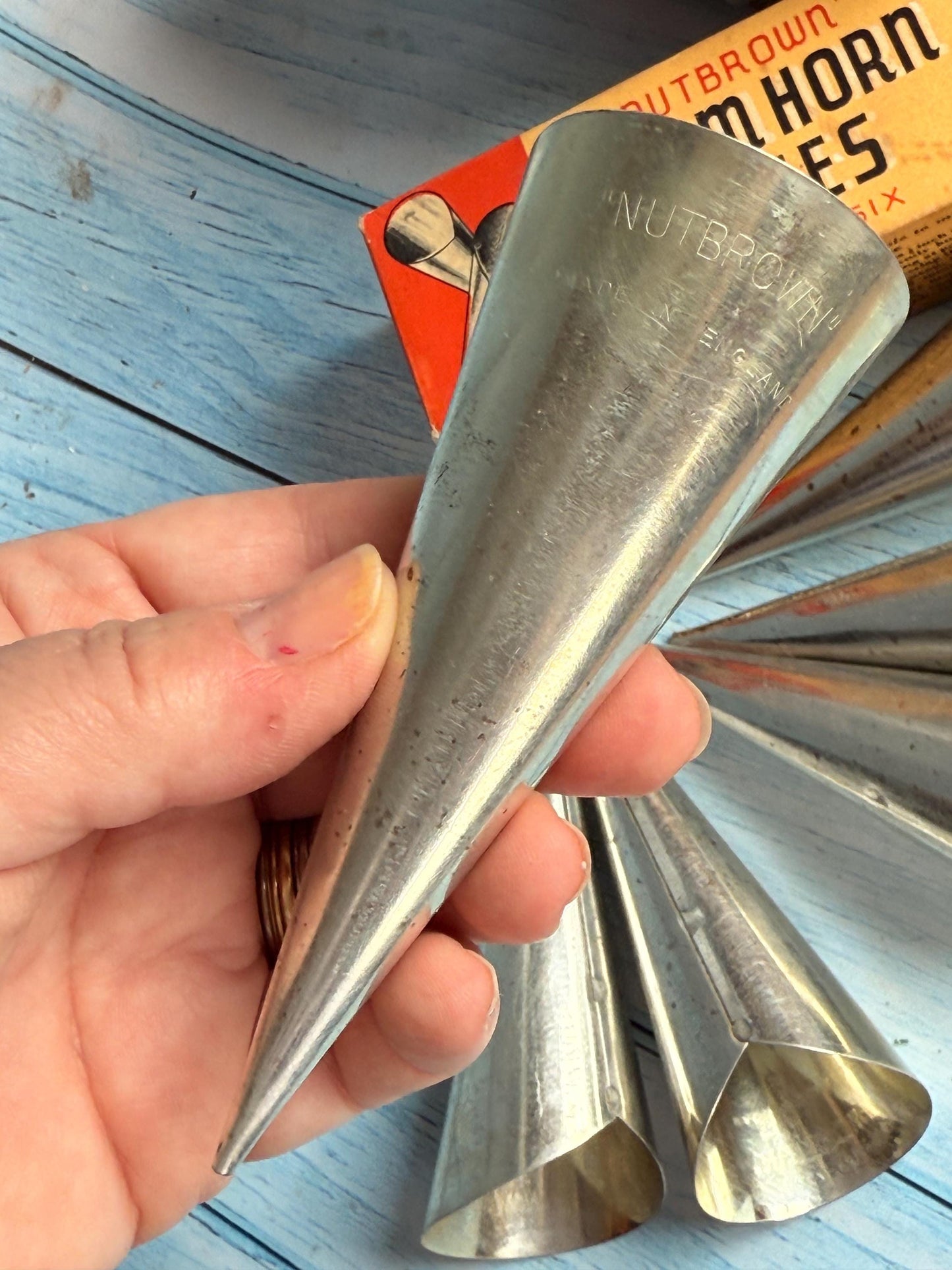 Boxed 1960s Set of Six Nut Brown Vintage Cream Horn Cases