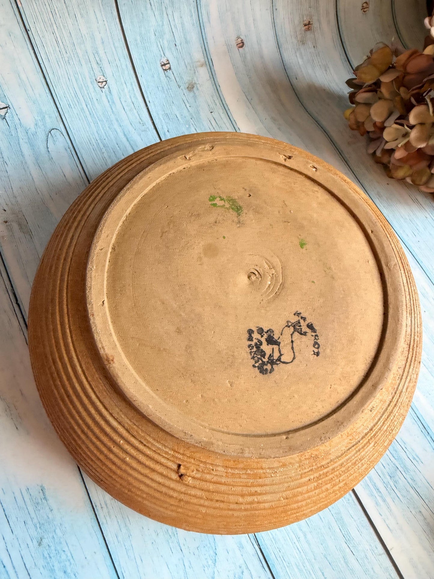 Hartrox Pottery English Vintage Ribbed Finish Handmade Large Stoneware Bowl