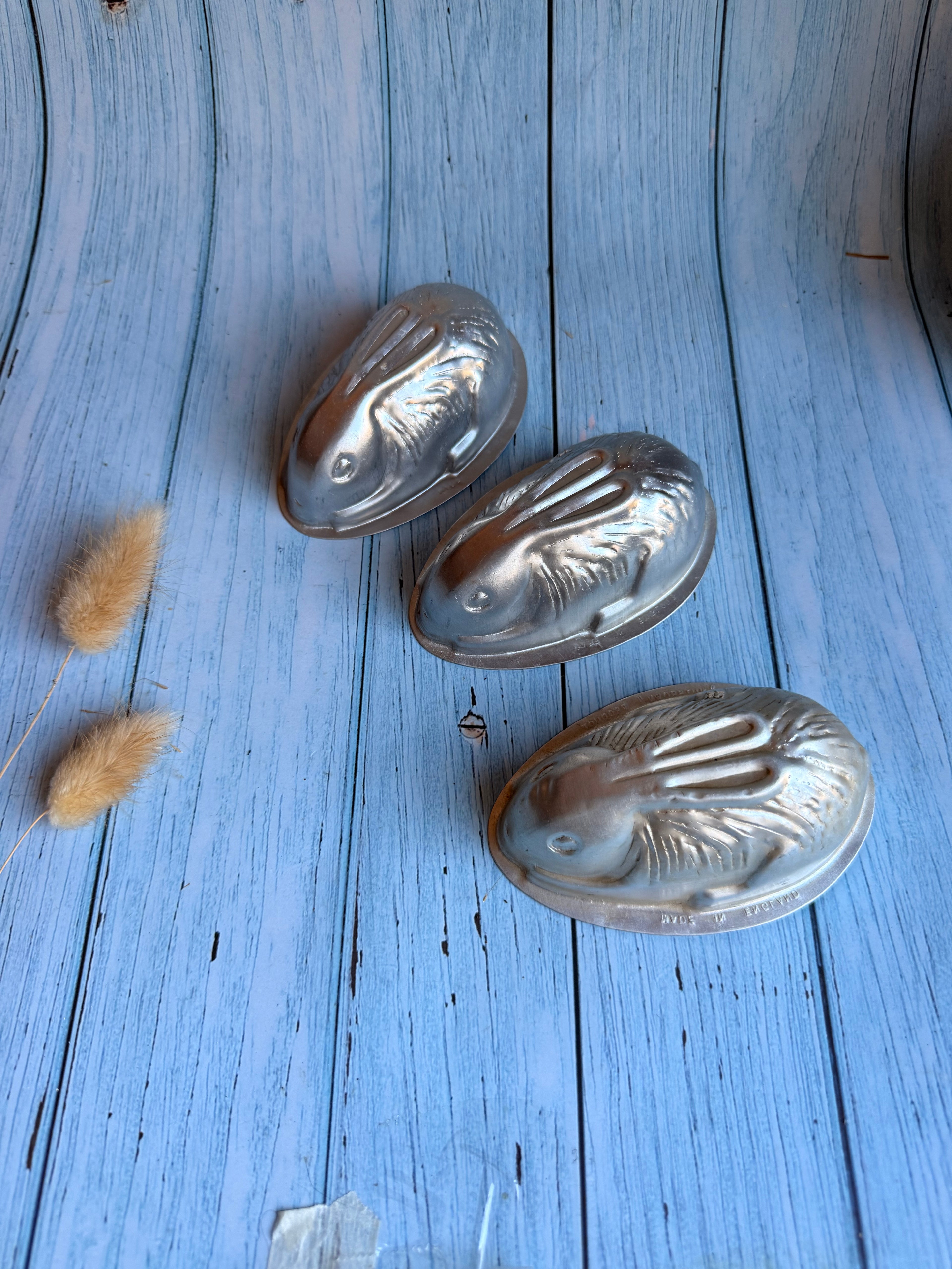 Vintage 1960s Small Aluminium Nut Brown Rabbit Mould