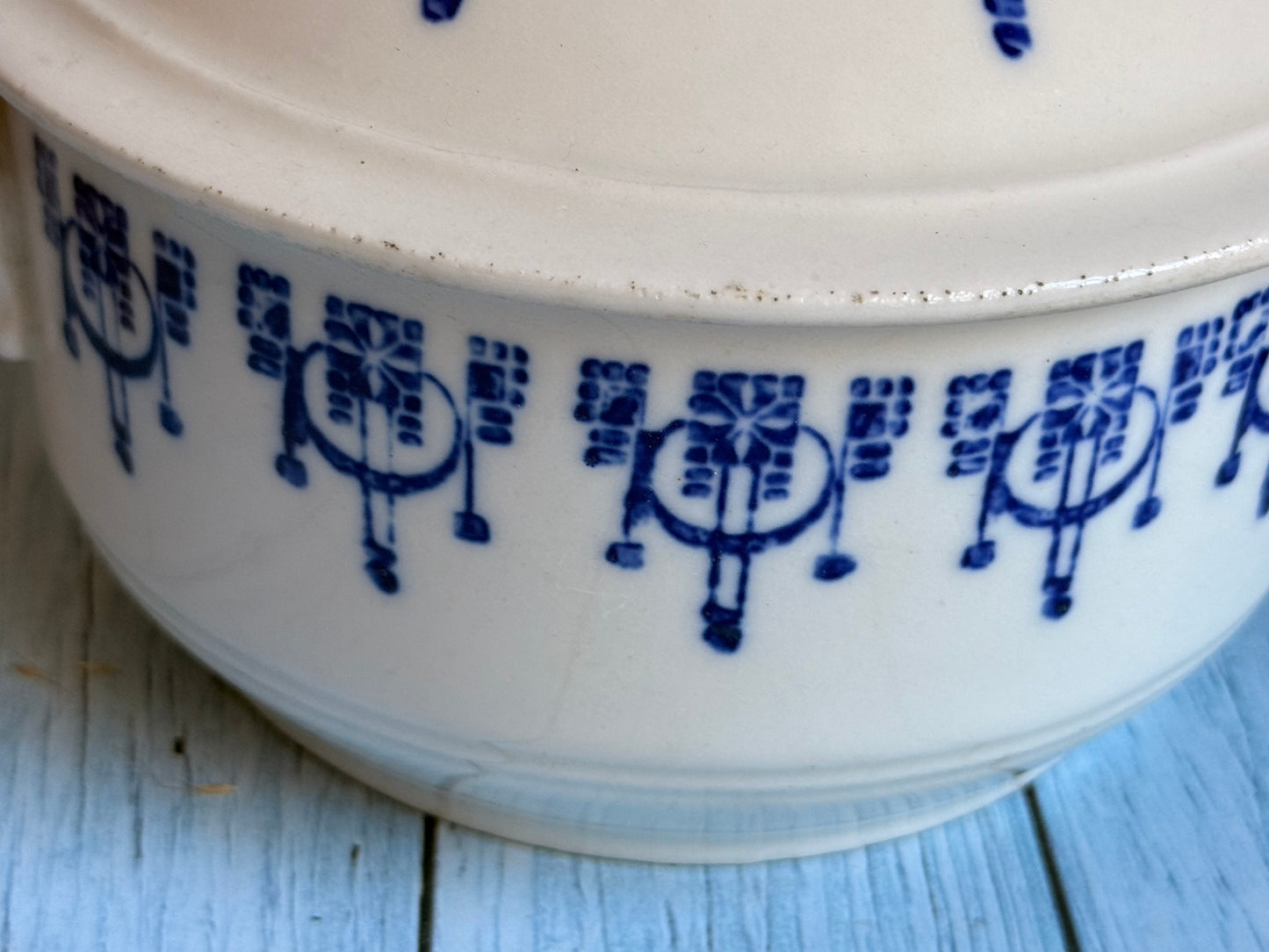 Small Antique French St Uze Soupier with Lid - Blue and White Transferware