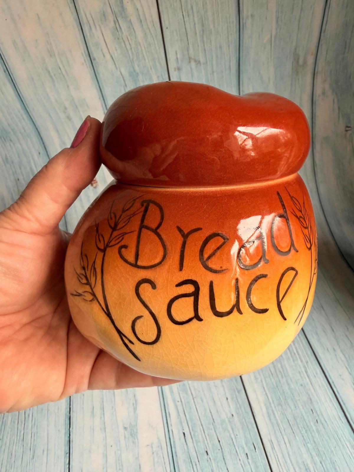 Vintage Carlton Ware Bread Sauce Pot With Lid / Cottage Loaf Rustic Country
