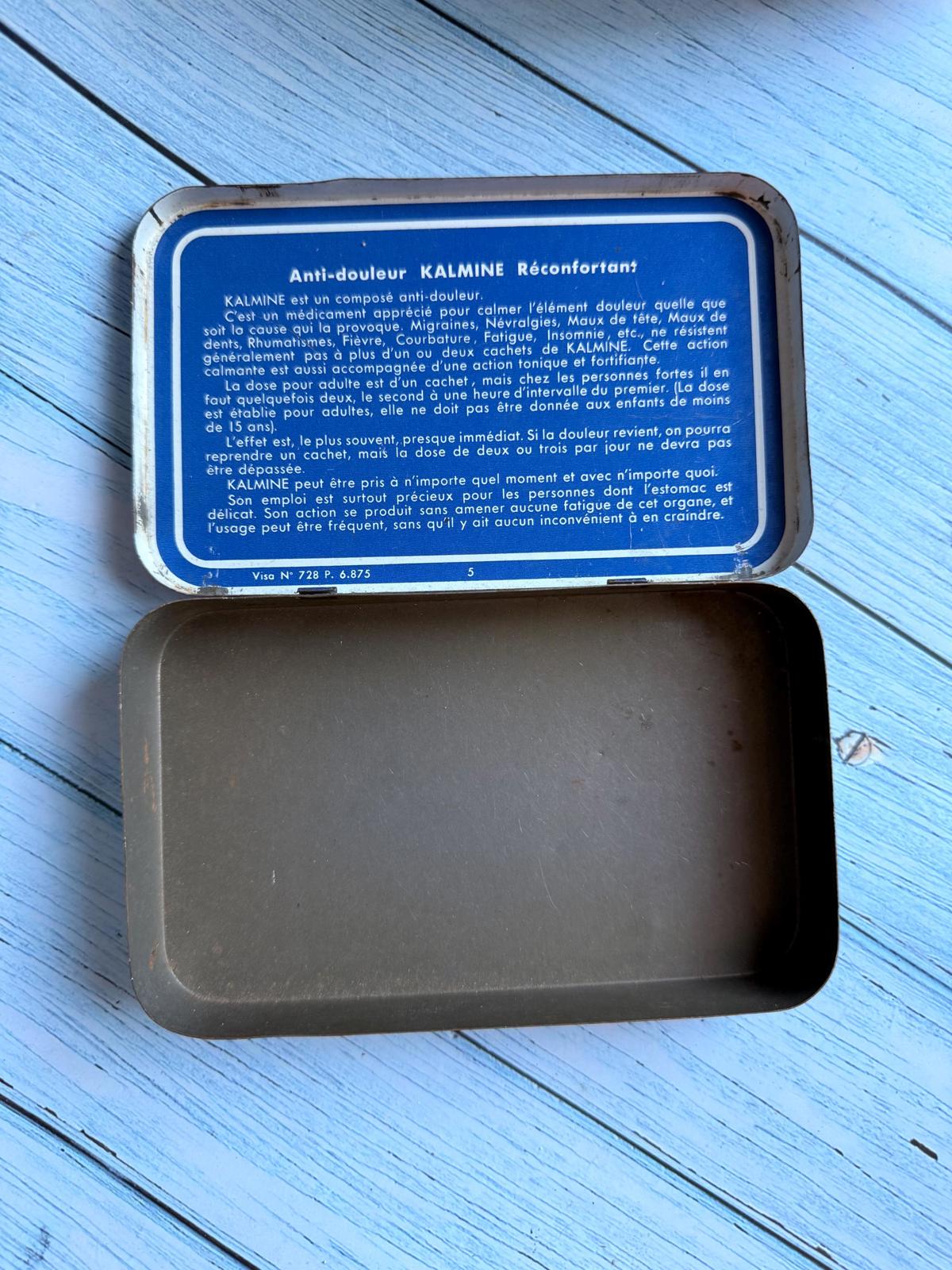 Vintage French Kalmine Tablet Chemist Tin / Blue and White Advertising