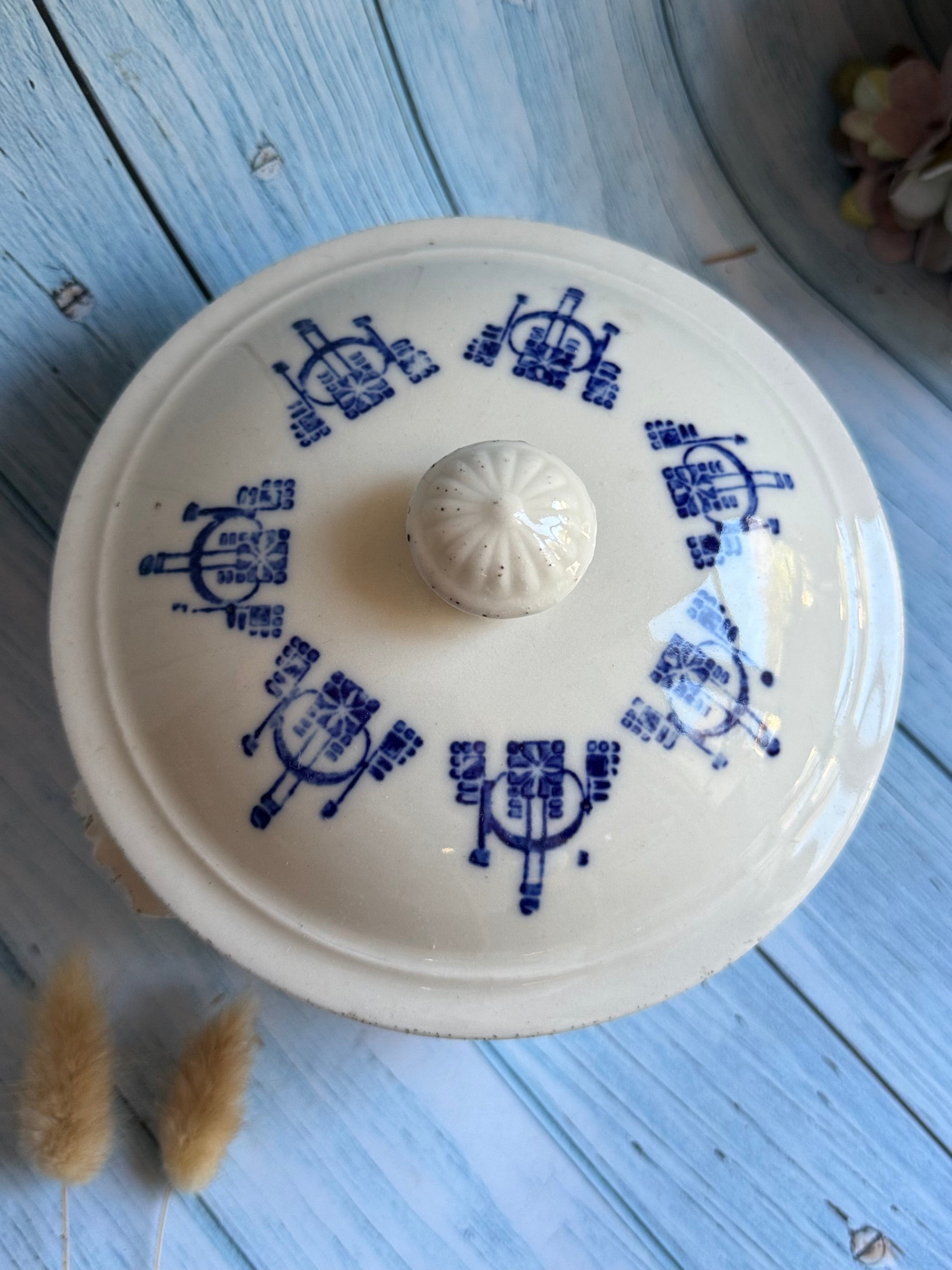 Small Antique French St Uze Soupier with Lid - Blue and White Transferware