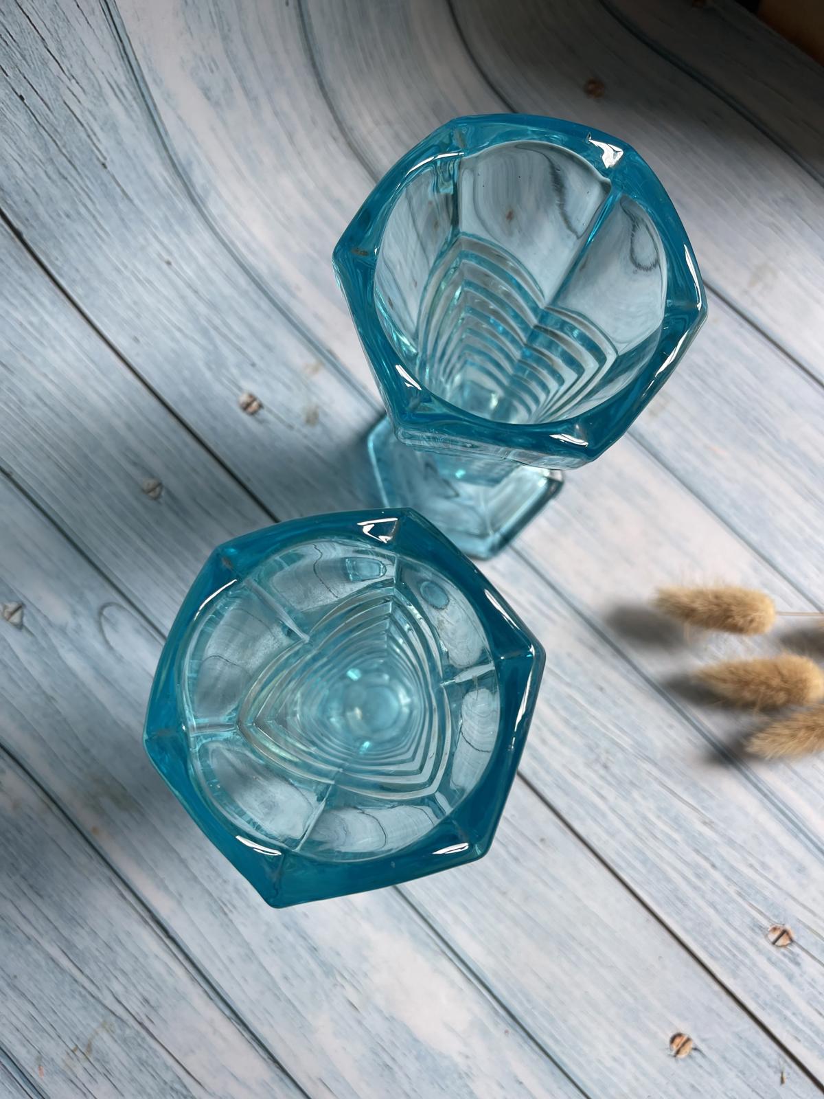 Pair of Art Deco 1930s Davidson Turquoise Blue Glass Sundae Glasses – Hexagonal Shape