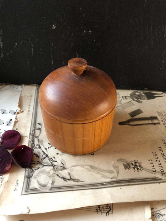 Macrocarpa Wood Lidded Pot made by H Bunt in New Zealand