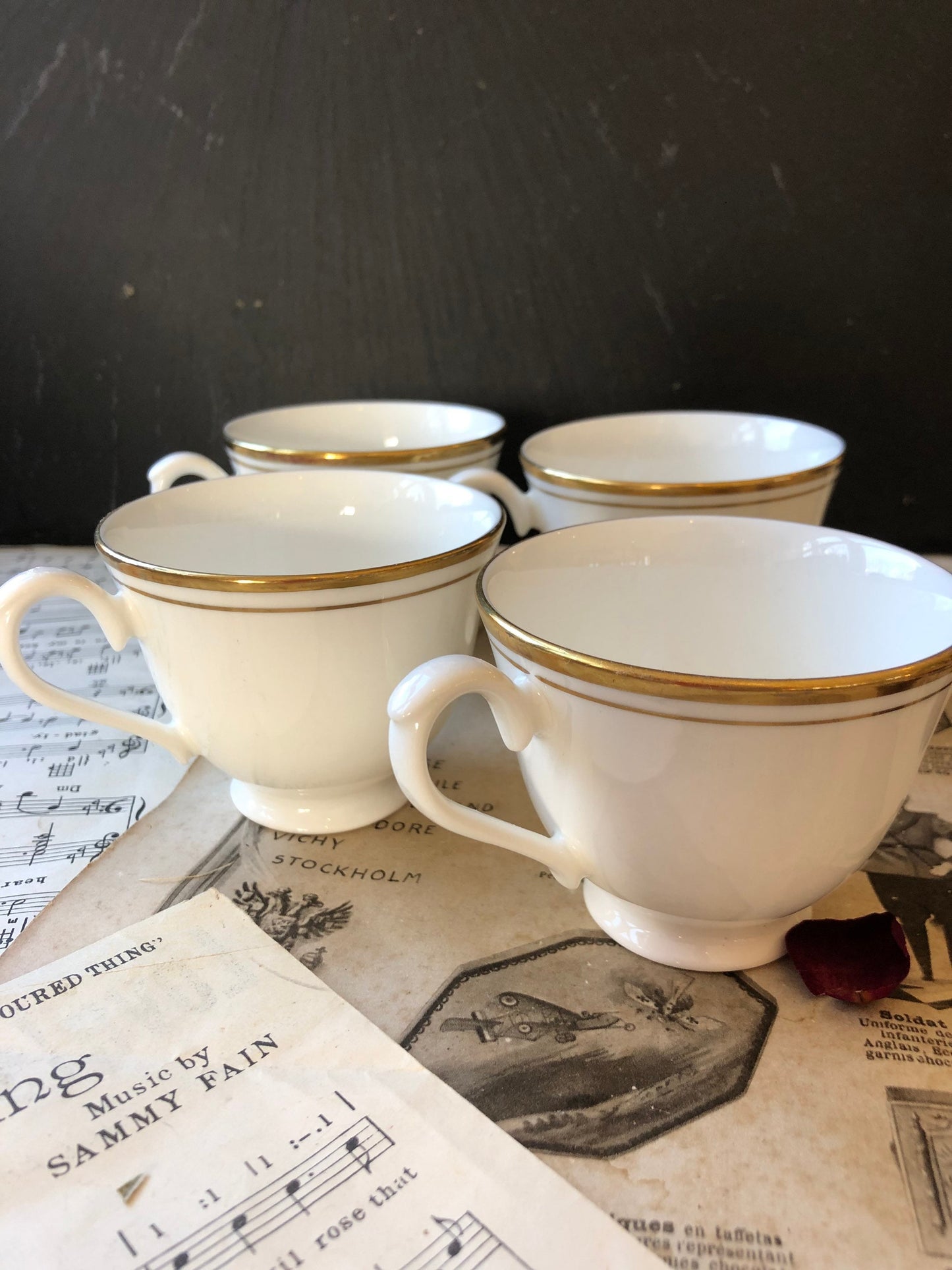 Vintage China Set of Four Tea Cups by Royal Grafton / Fine Bone China / Knightsbridge / Made in England