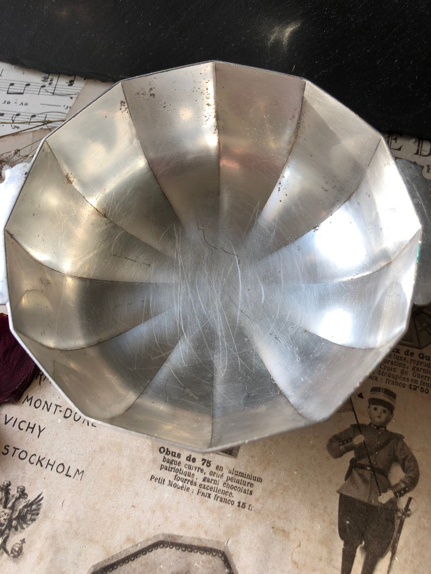 Rare Polygon Bowl by The Alexander Clark Company Ltd, Welbeck, England, Gifted and Engraved / Historical / Olympia / Ladies Club / Award