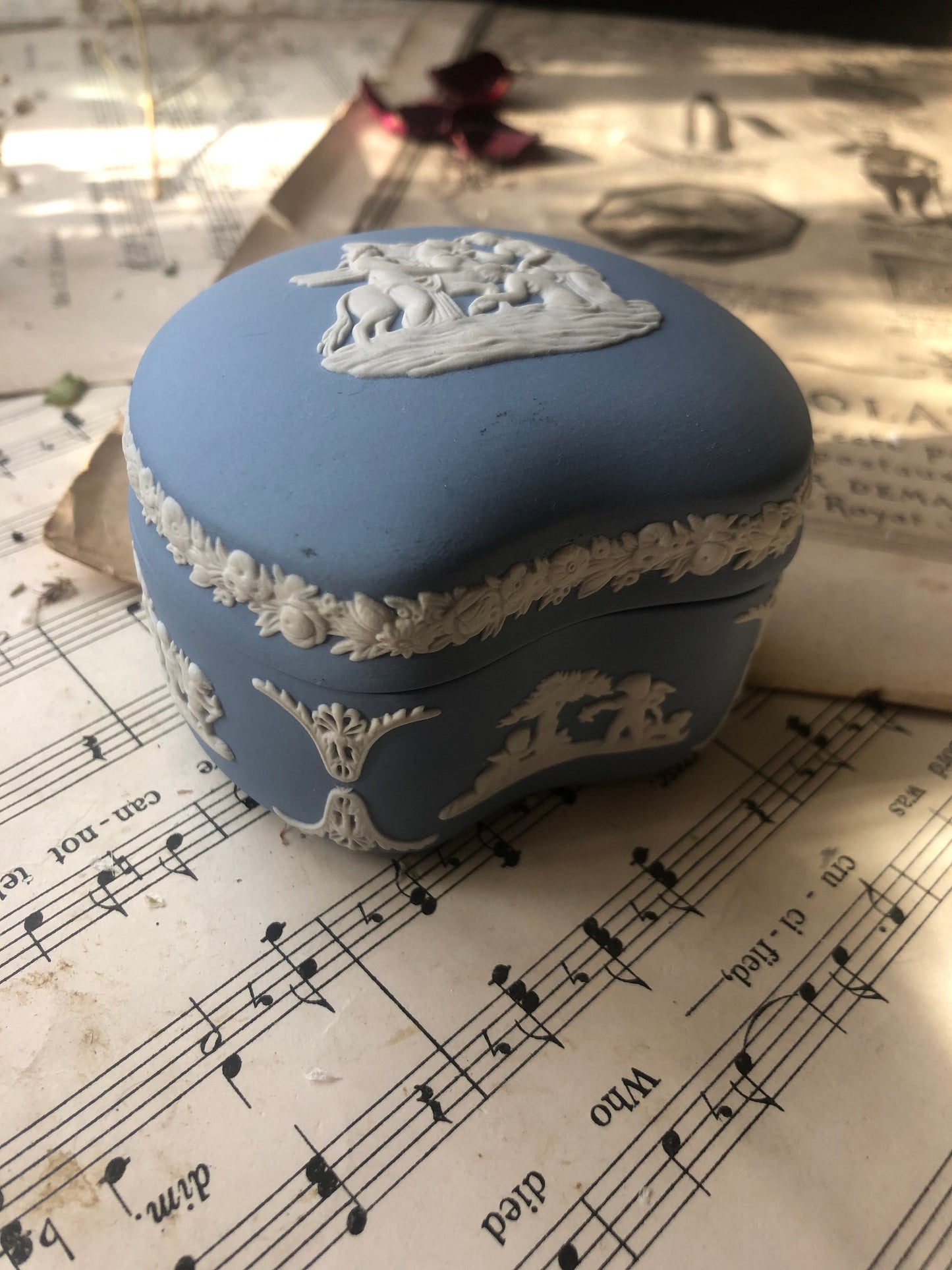 Wedgwood Pale Blue Jasperware Trinket Box: Neo Classical Cherub Design