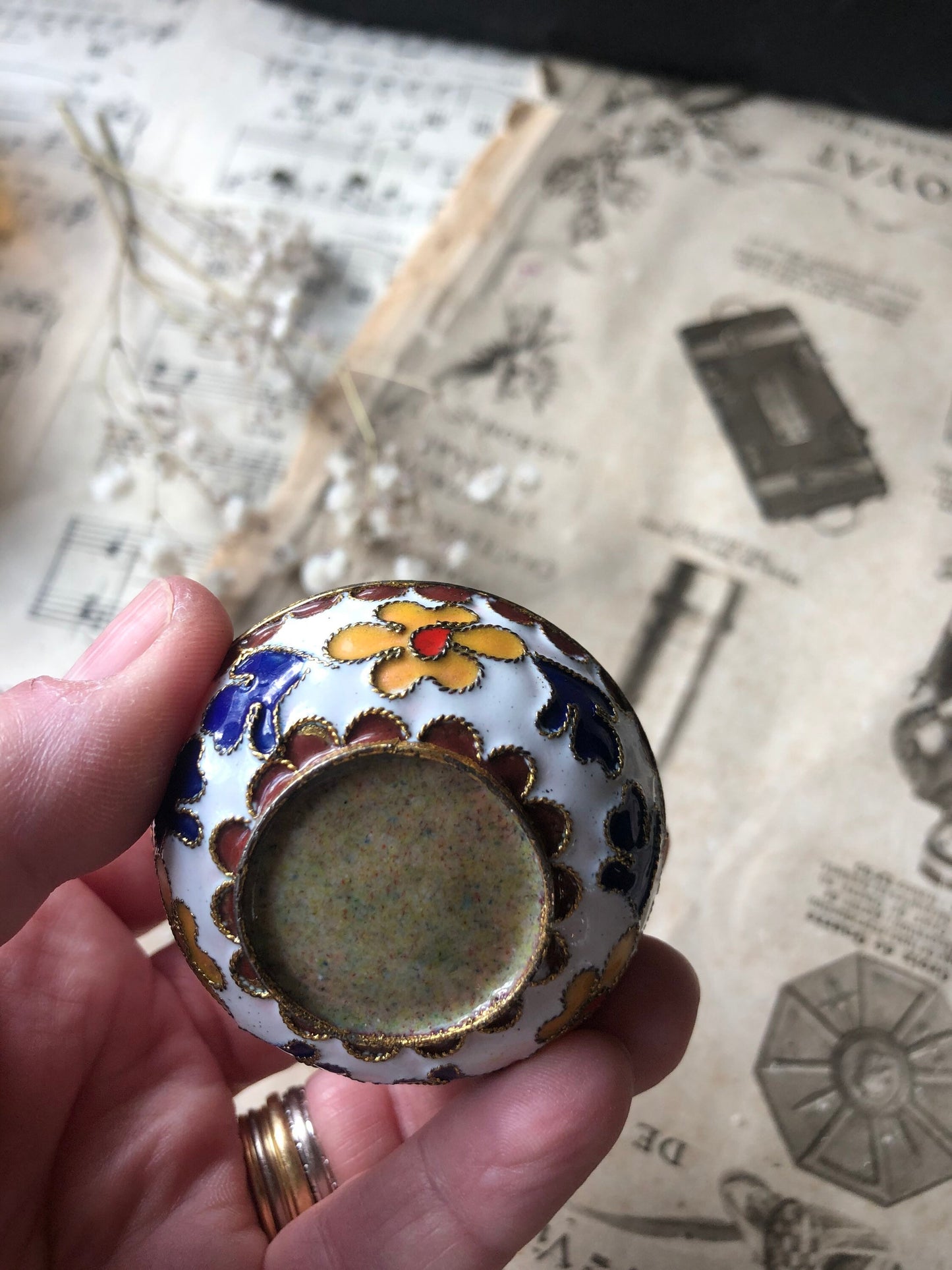 Tiny Cloisonne and Brass Trinket Pot / Trinket Box / Flower Pattern