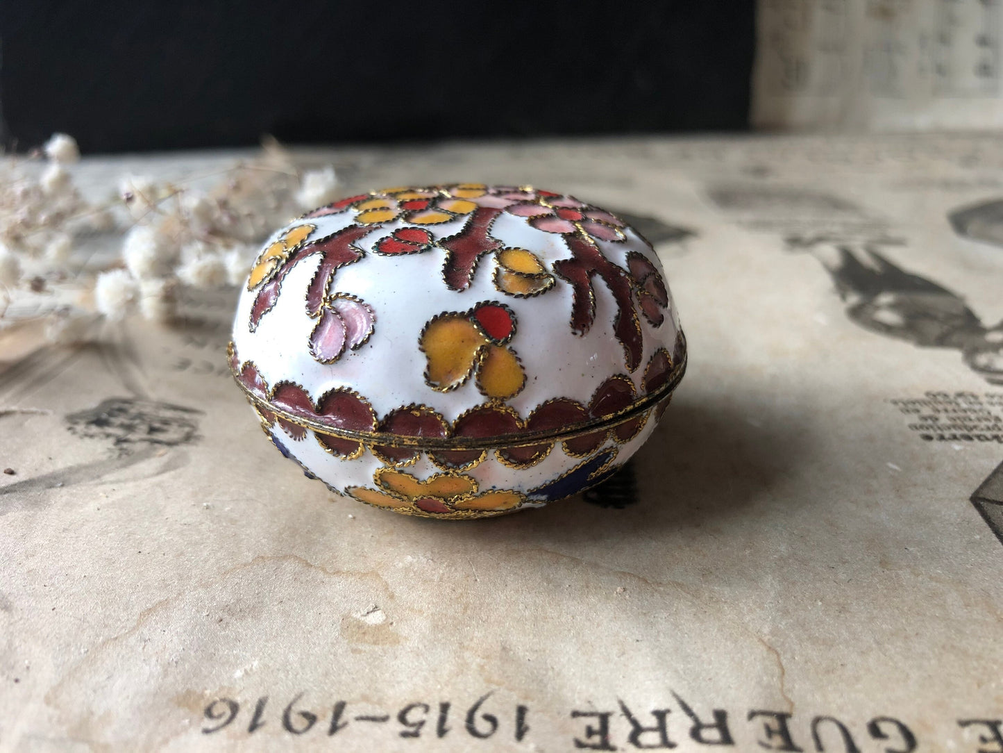 Tiny Cloisonne and Brass Trinket Pot / Trinket Box / Flower Pattern