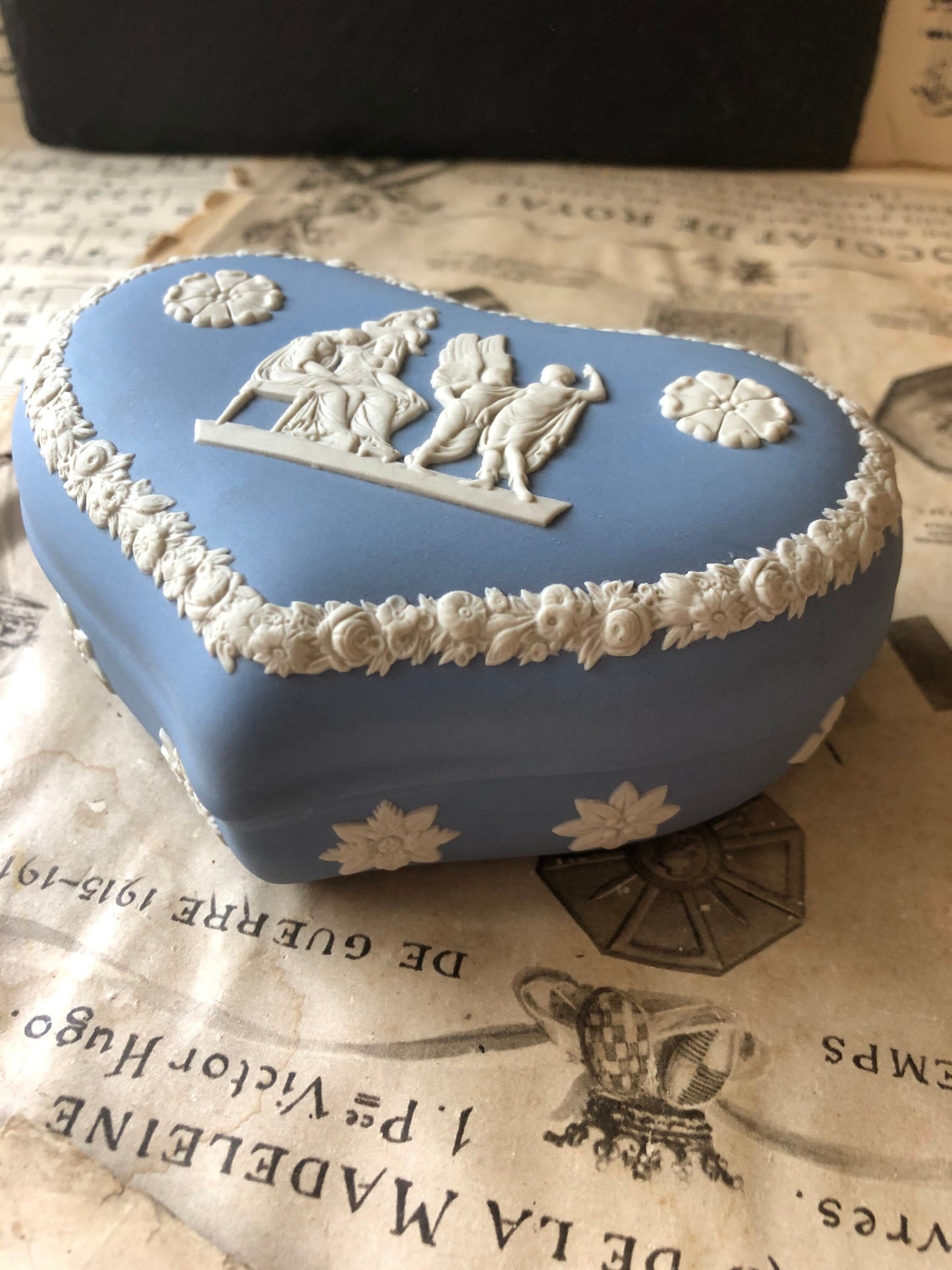 Blue Wedgwood Jasperware Heart Shaped Trinket Pot with Lid / Wedgwood Icarus Blue Jasperware Heart Box / White Relief Icarus & Daedalus