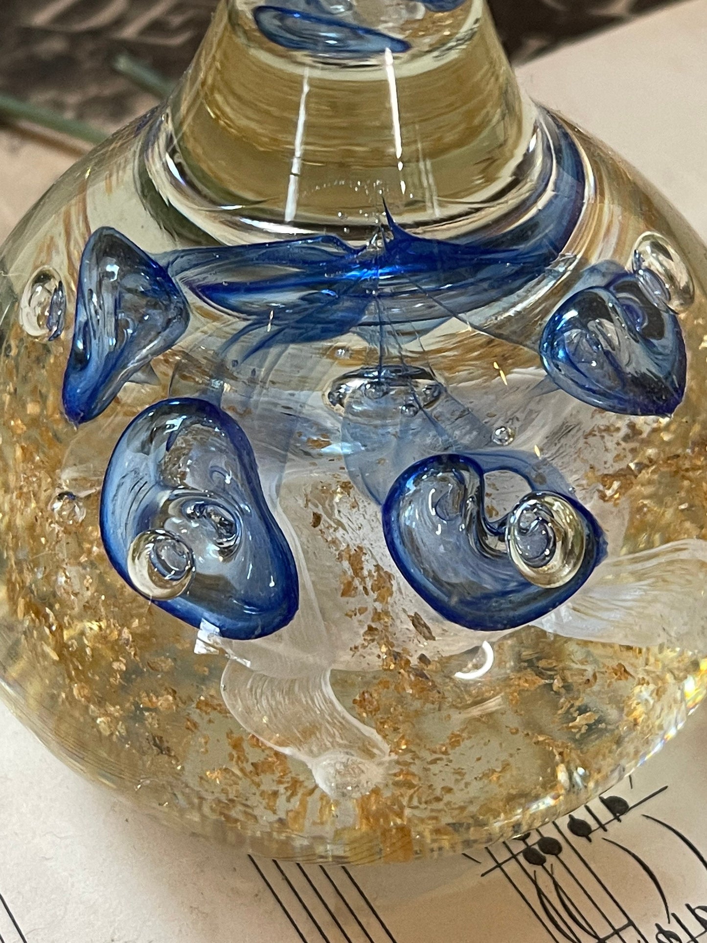 Teardrop Shape Glass Paperweight