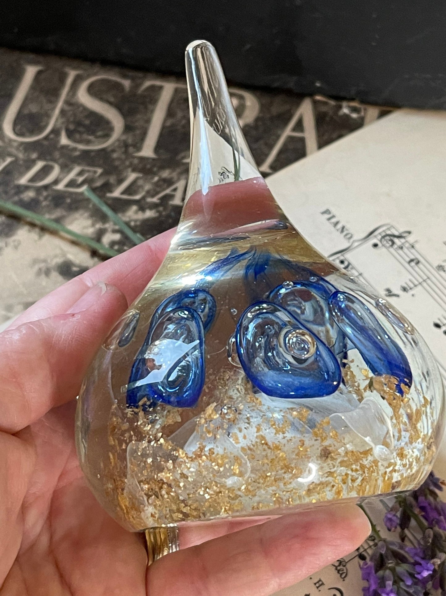 Teardrop Shape Glass Paperweight