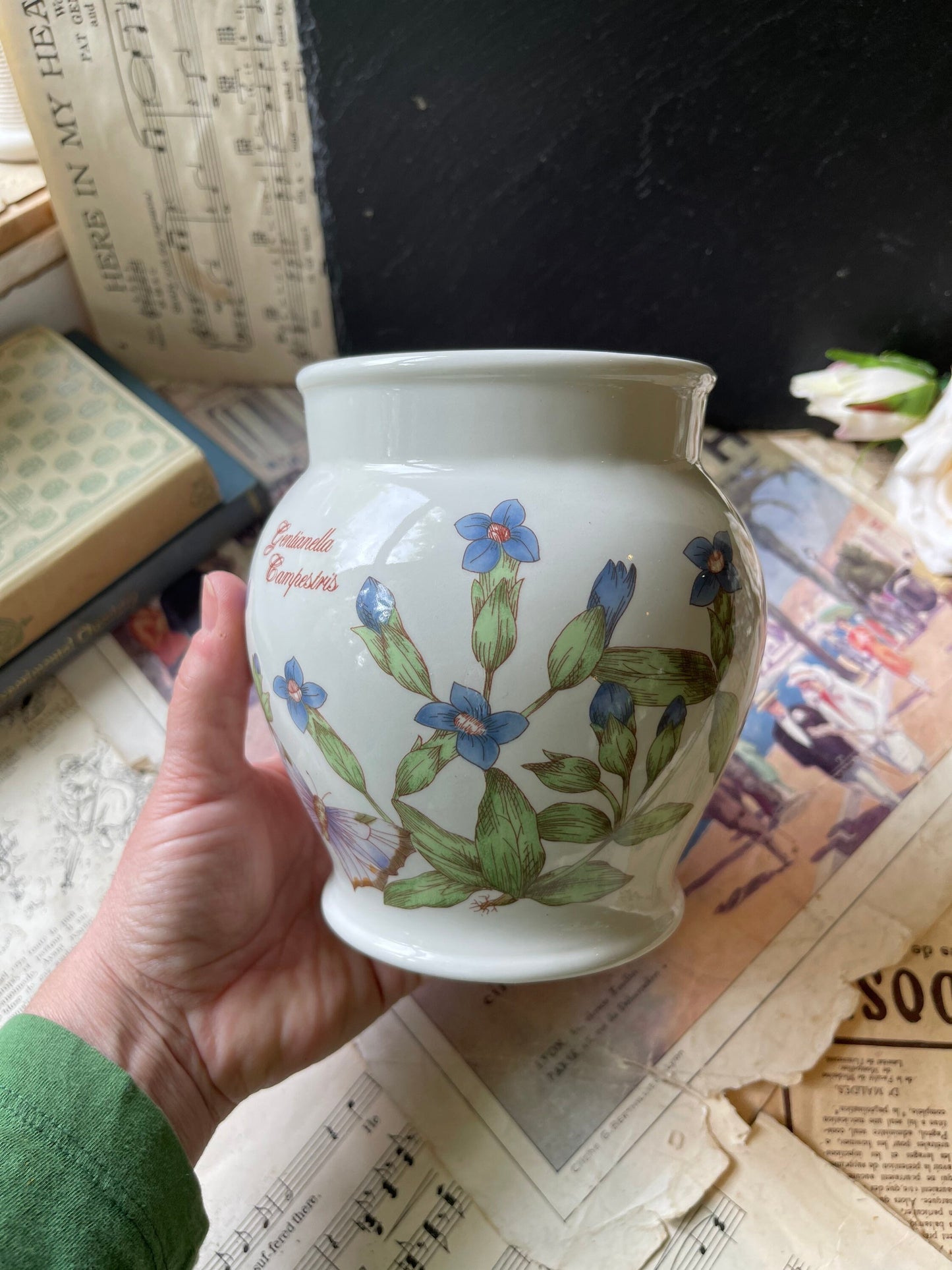 Pretty Vintage Flower Design Gentian Vase / Gentianella Campestris / Made in England / Floreanda For Boots Co Nottingham