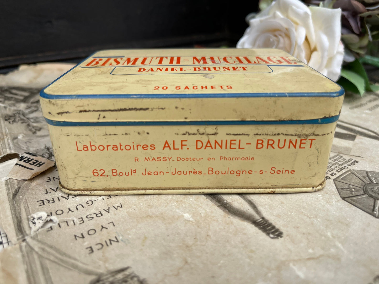 Vintage French Pharmacy Tin / Bismuth-Mucilage / Daniel Brunet