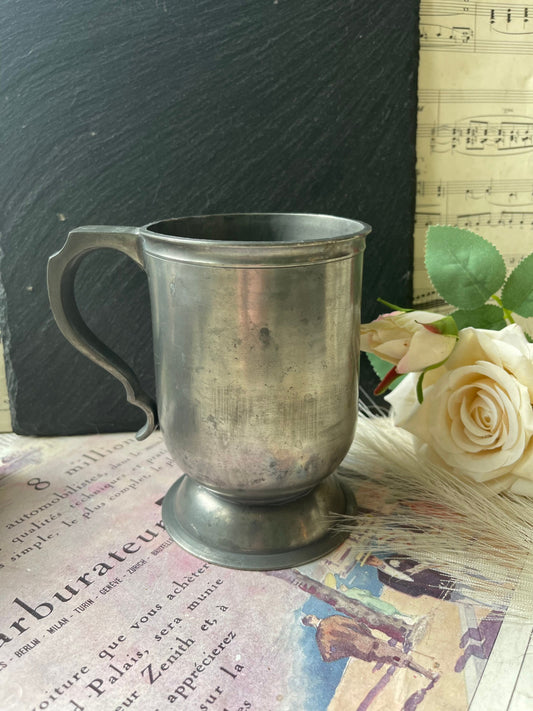 Antique Rose and Crown English Pewter One Pint Tankard