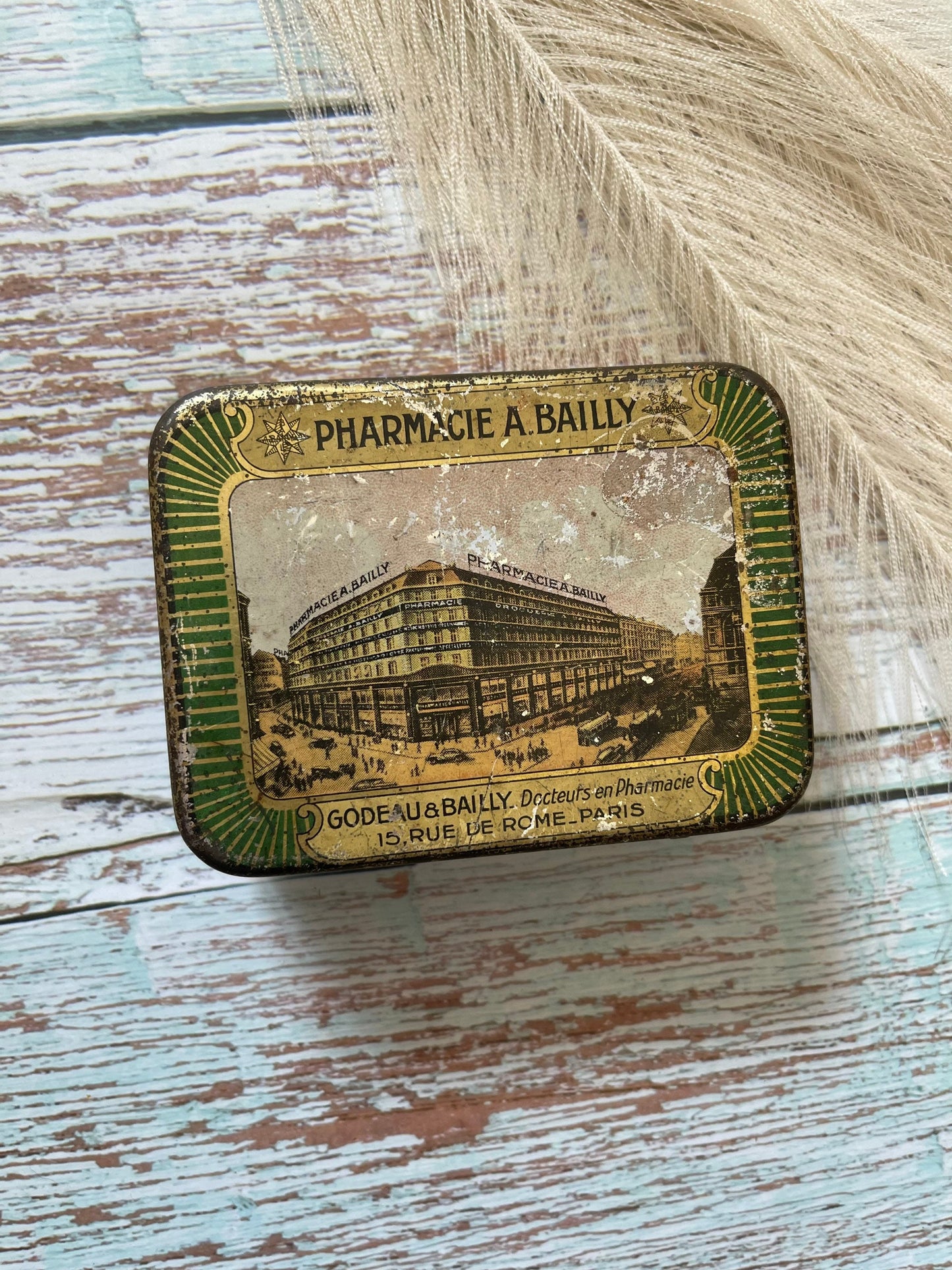 Antique French Pharmacie a Bailly Suppositoires Tin / Vintage French Medicine Tin / Green Advertising Box / Pharmacy Godeau & Bailly Paris