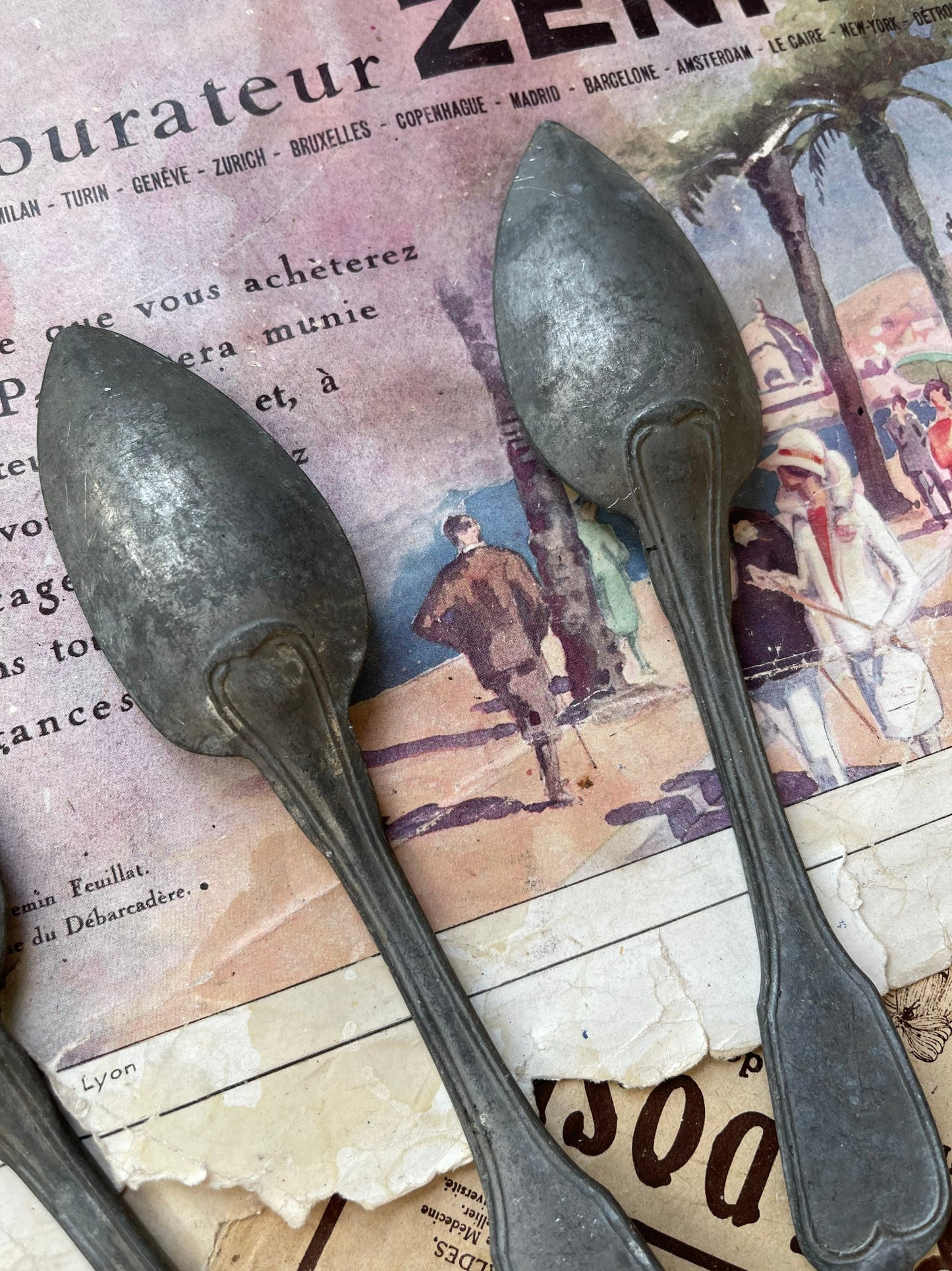 Set of Four Antique 18th/19th Century French Pewter Spoons / Fiddle Shape / Cuillères à Ragoût