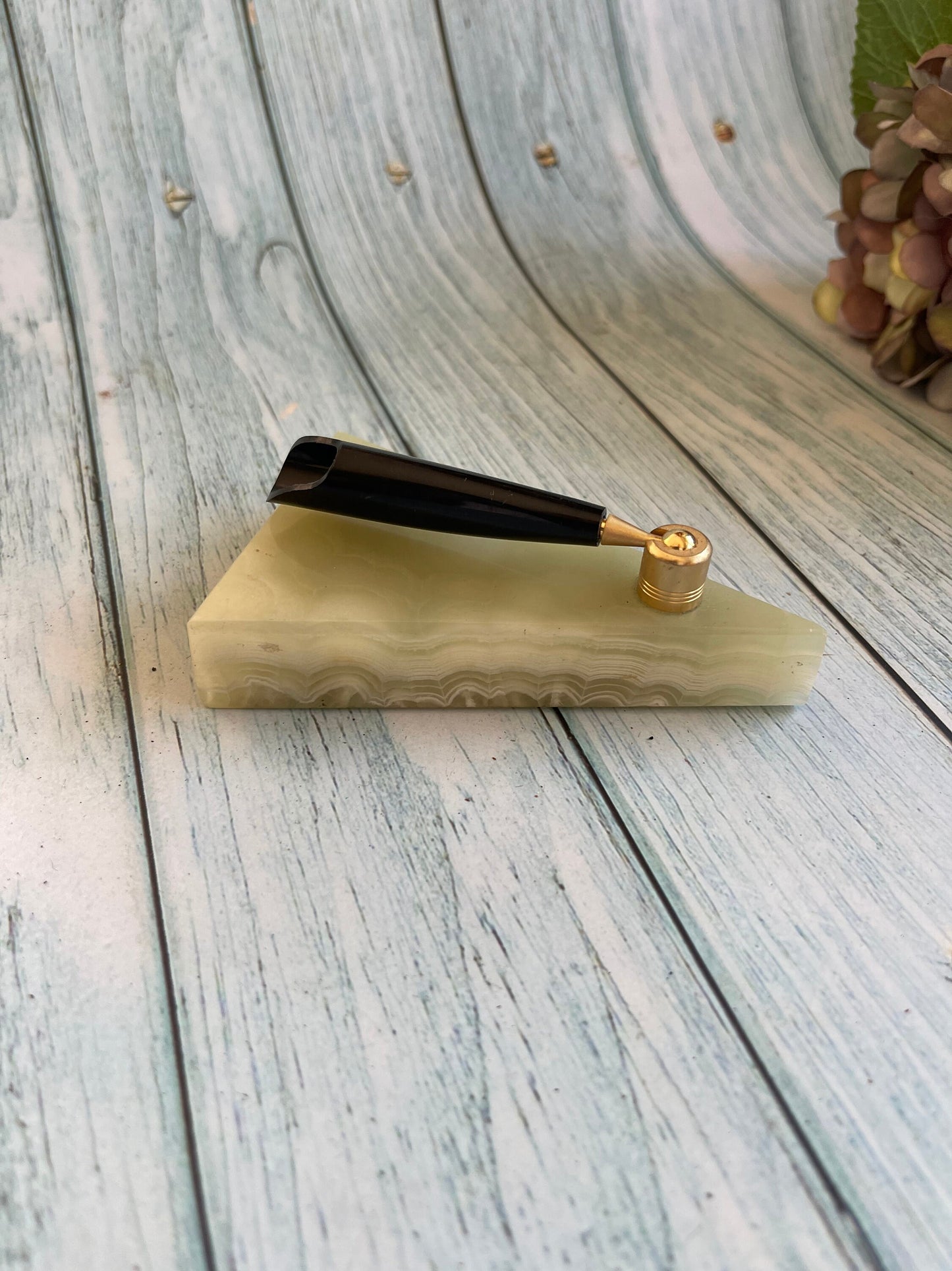 Onyx Mid Century Desk Pen Holder