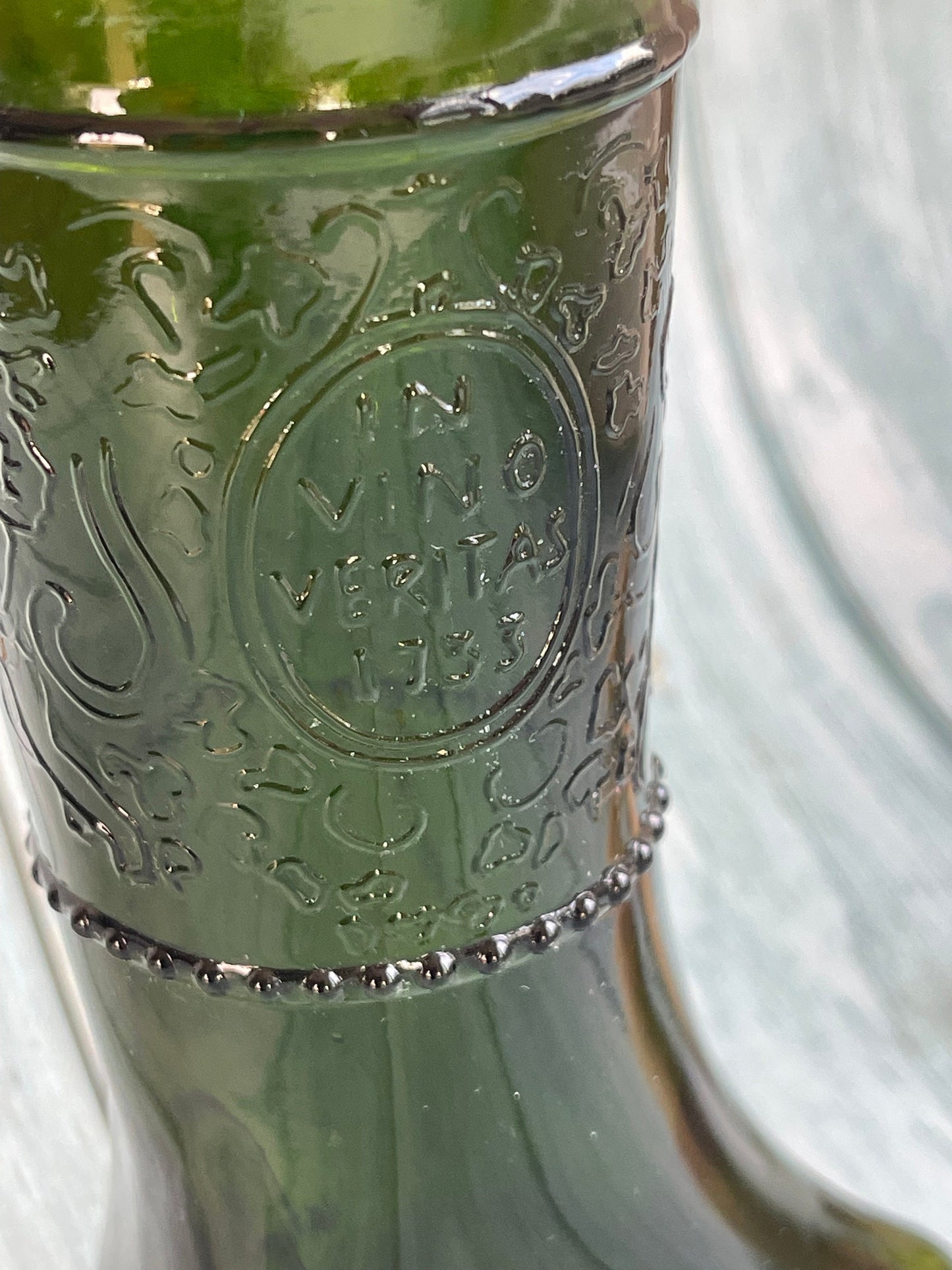 Green Glass Boot 1733 “In Vino Veritas” Stirrup Cup 1960s / 1970s Wine or Schnapps Glass