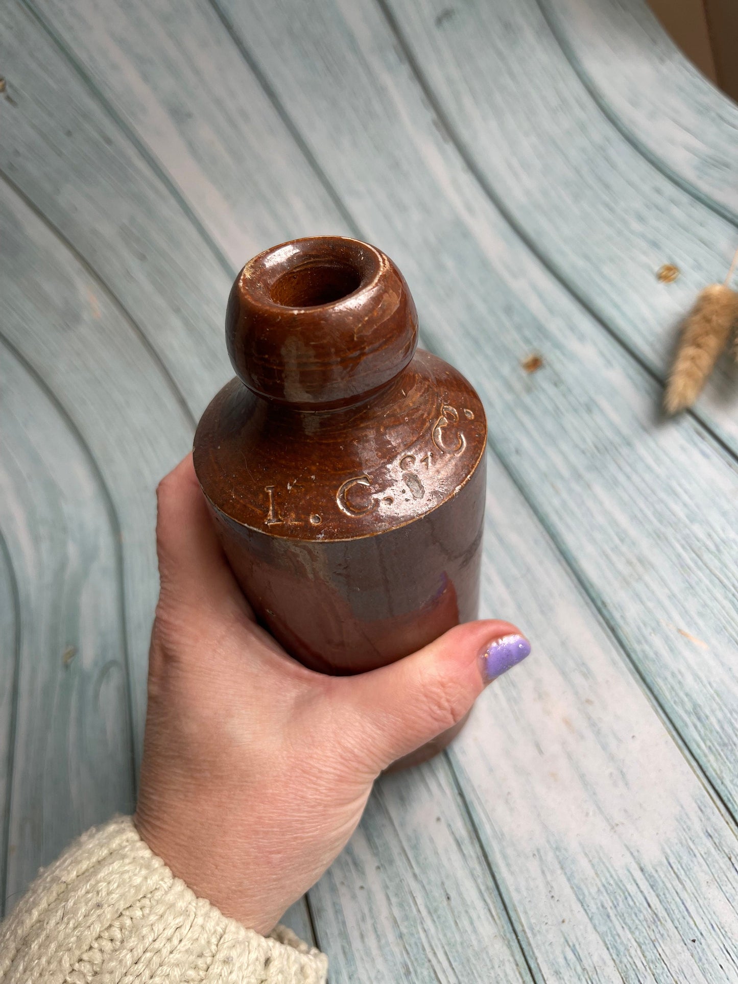 Antique Hills Chapman Ginger Beer Bottle, London SE, made by Bourne Denby