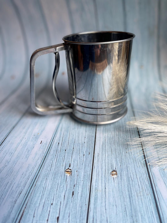 Vintage M&S Stainless Steel Flour Sifter: Spring-Loaded Handle