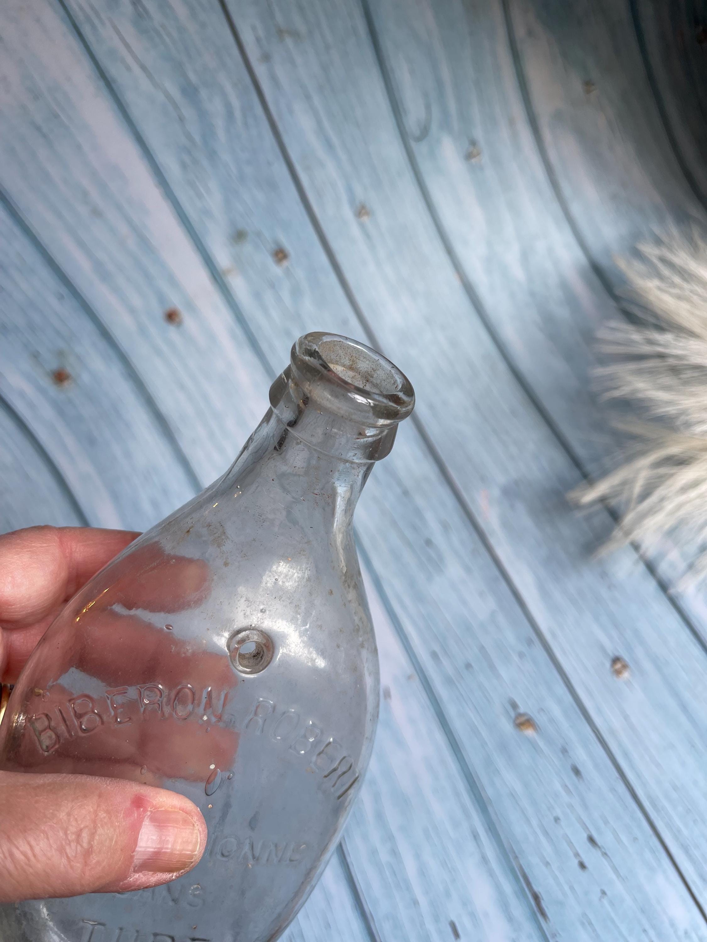 Antique French Glass Baby Bottle / Robert Perfectionné Sans Tube / Without Tube