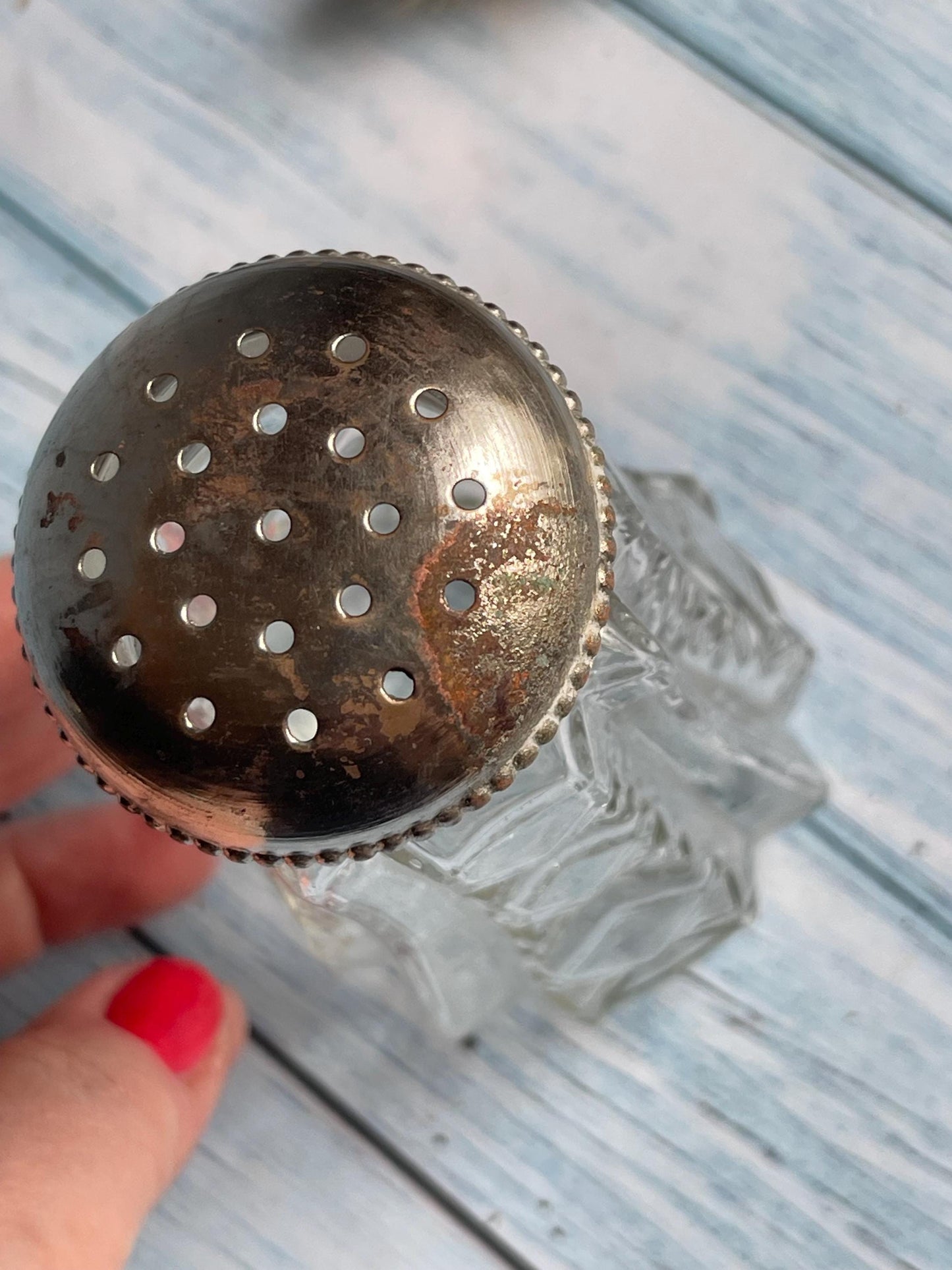 Vintage 1960s Pressed Glass Sugar Sifter / Shaker