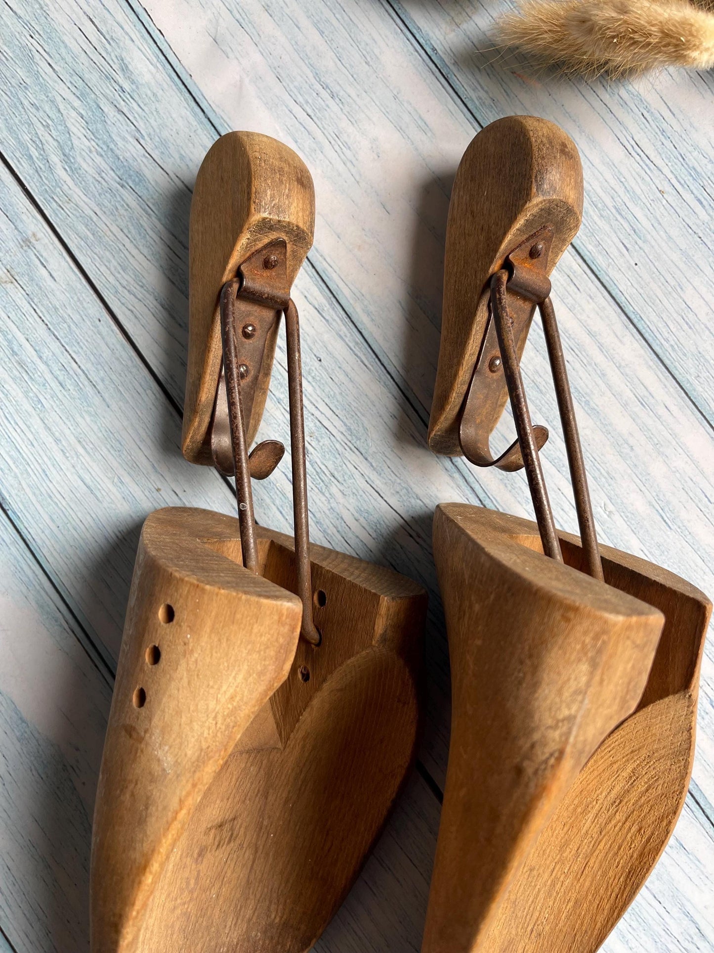 Vintage Pair of Hinged Wooden Shoe Trees / Shoe Lasts / Shoe Keepers
