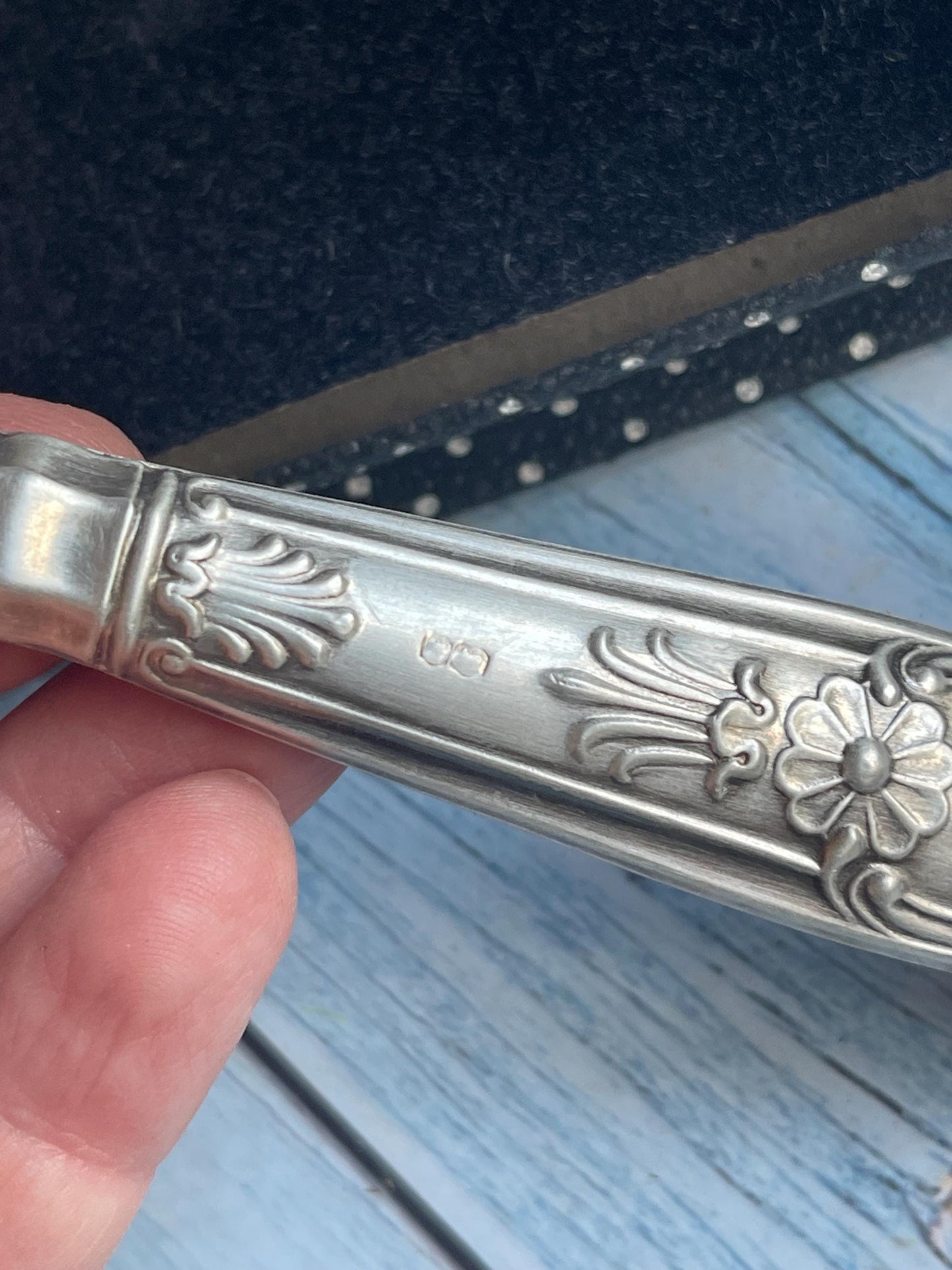 Boxed Vintage Harrison Brothers Silver Handle Stainless Steel Blade Pie Server / Cake Slice