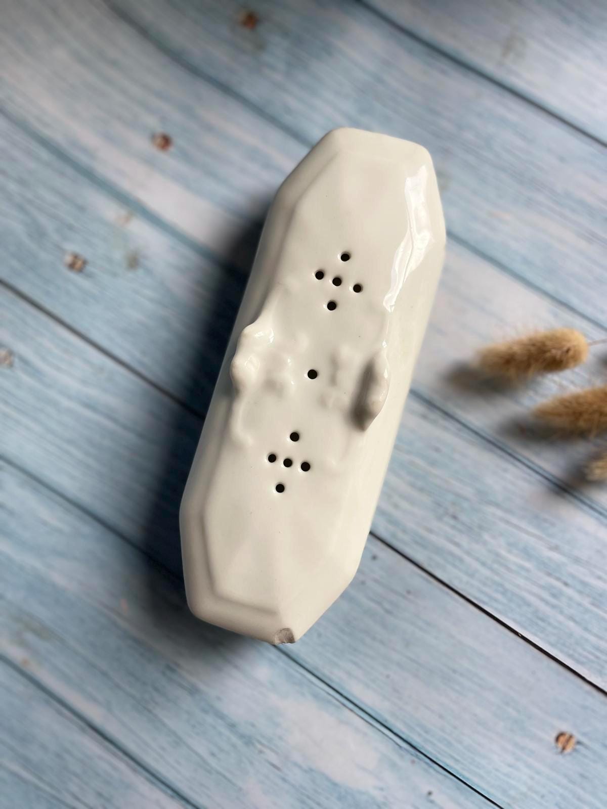 Antique French Ironstone Razor Pot with Lid – White – Bathroom Storage