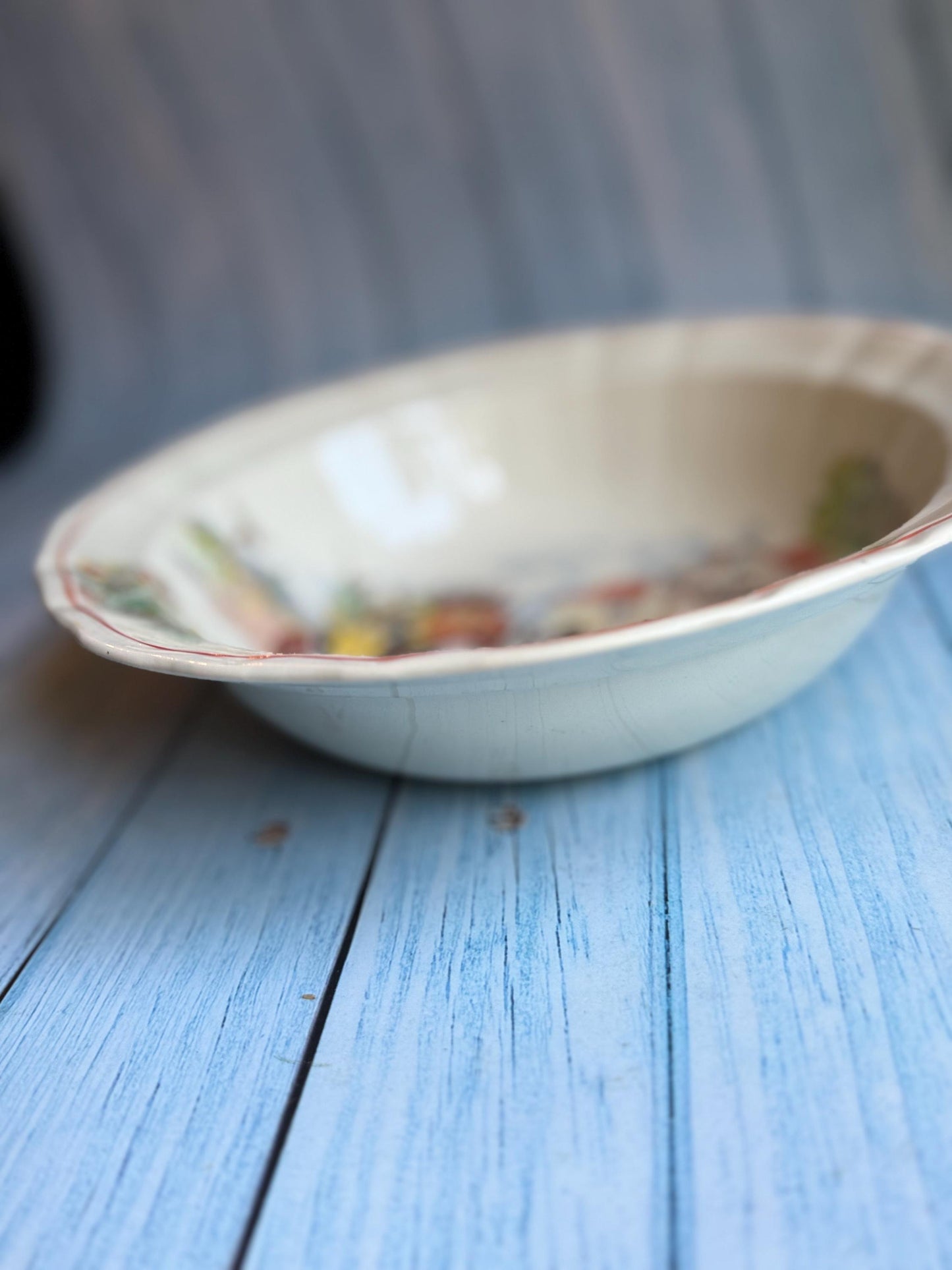 Swinnertons Coaching Days Large Serving Bowl: English Staffordshire Hampton Ivory, 1930s