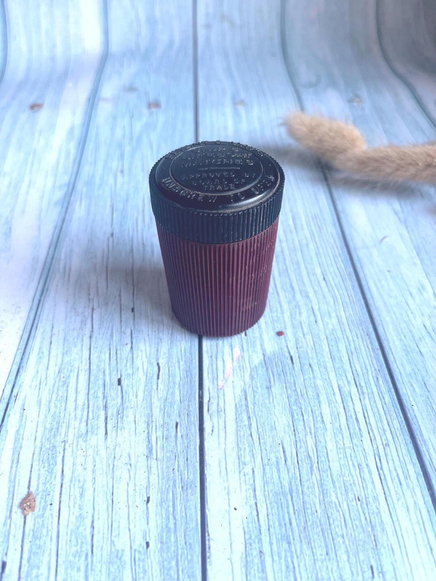 Collectible Bryant and May’s Bakelite Ship’s Lifeboat Matches Pot with Lid