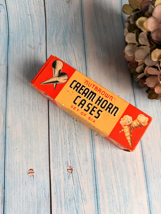 Boxed 1960s Set of Six Nut Brown Vintage Cream Horn Cases