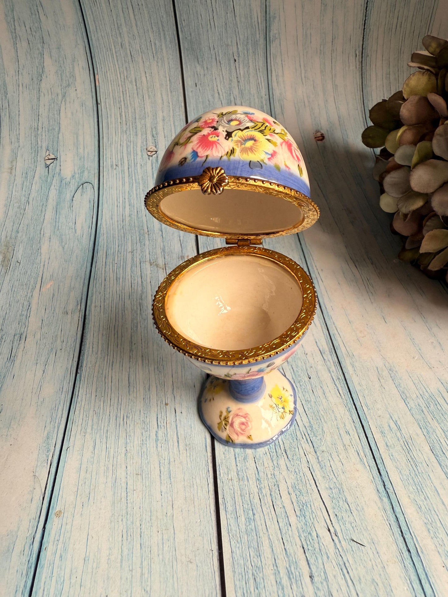 Vintage Hand Painted Egg Shaped Ceramic Trinket or Pill Pot with Hinged Lid on Pedestal Foot