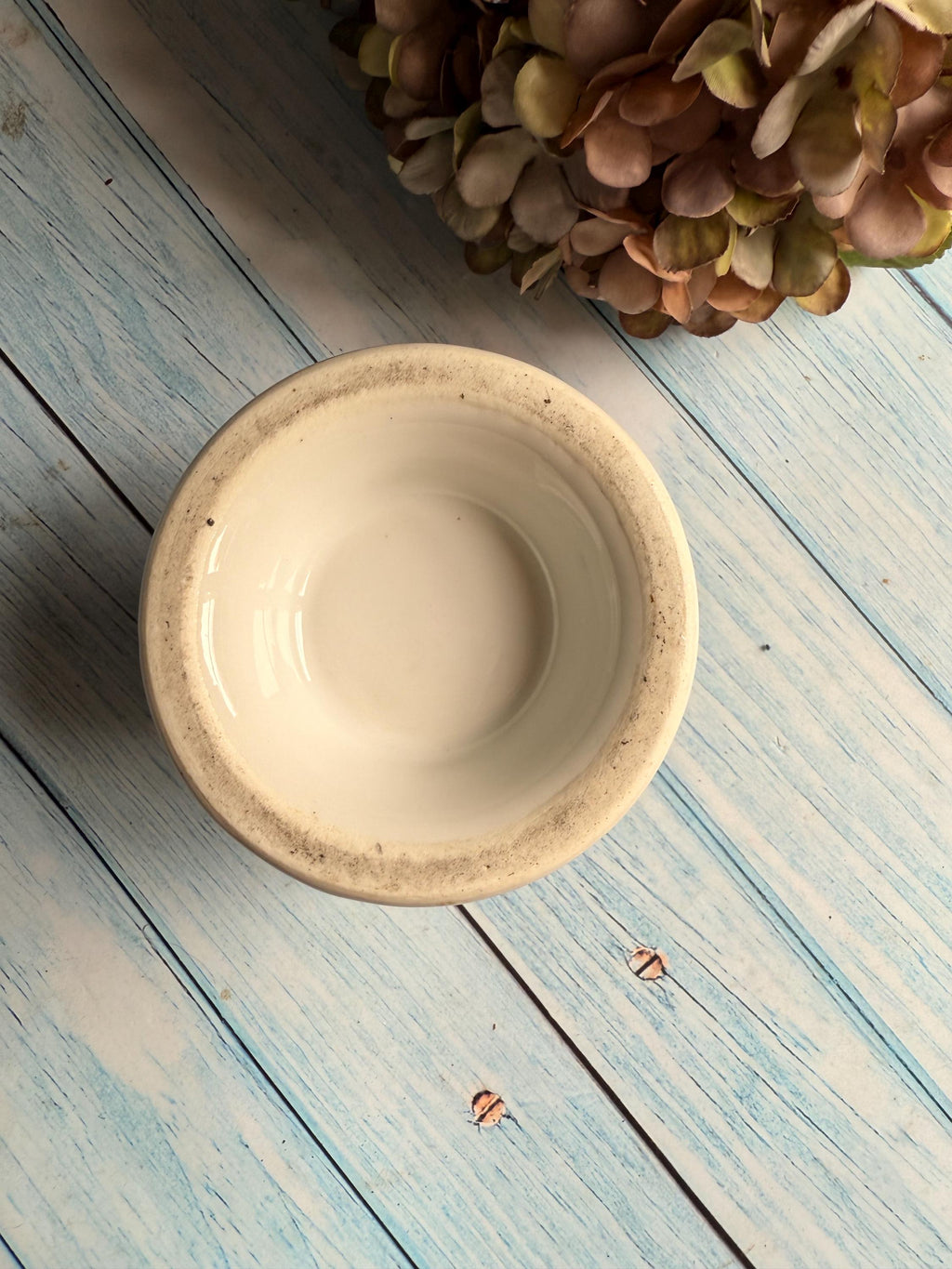Antique French Bistro Pyrogene or Match Striker / Ribbed White Ironstone