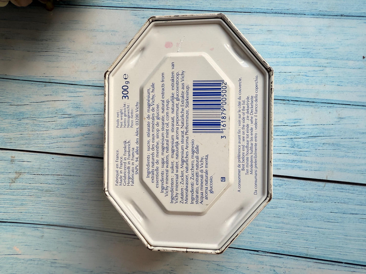 Vintage French Vichy Menthe Pastilles Advertising Collectible Tin