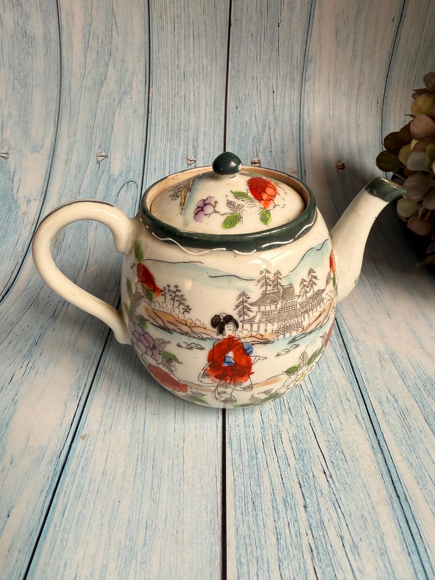 Antique Hand-Painted Japanese Kutani Porcelain Teapot